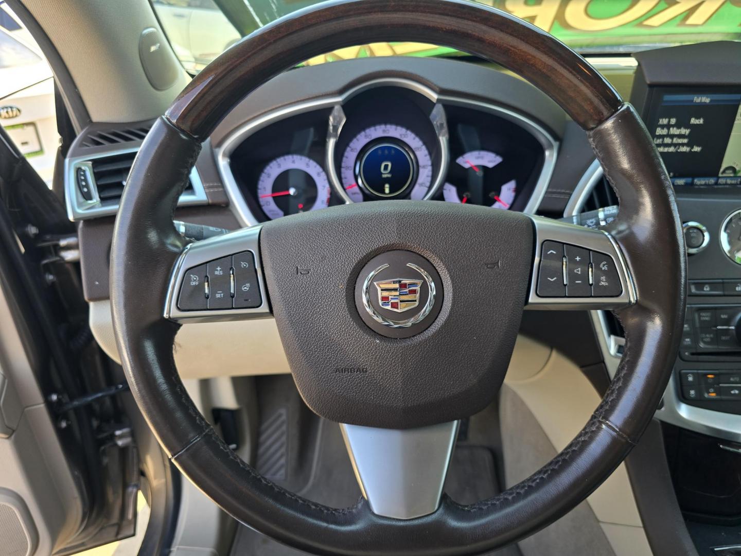 2012 Cadillac SRX Luxury (3GYFNAE3XCS) with an 3.6L V6 DOHC 24V FFV engine, 6-Speed Automatic transmission, located at 2660 S.Garland Avenue, Garland, TX, 75041, (469) 298-3118, 32.885551, -96.655602 - Photo#11