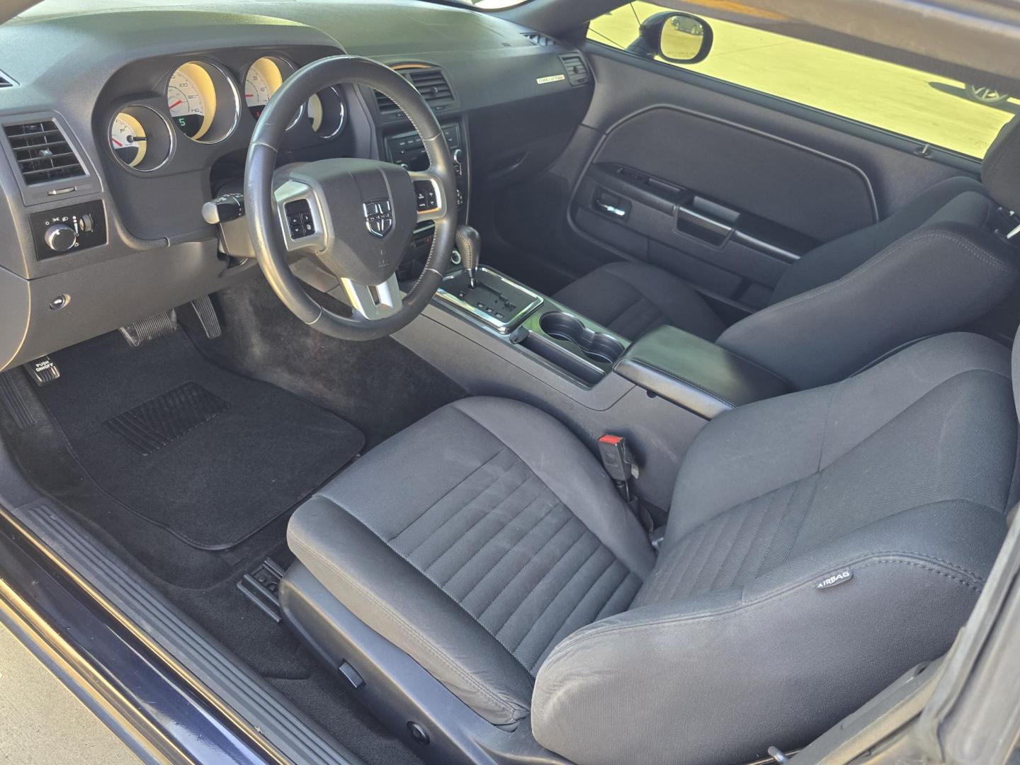 2012 BLUE /BLACK Dodge Challenger SXT (2C3CDYAG3CH) with an 3.6L V6 DOHC 24V engine, 4-Speed Automatic transmission, located at 2660 S.Garland Avenue, Garland, TX, 75041, (469) 298-3118, 32.885551, -96.655602 - Photo#10