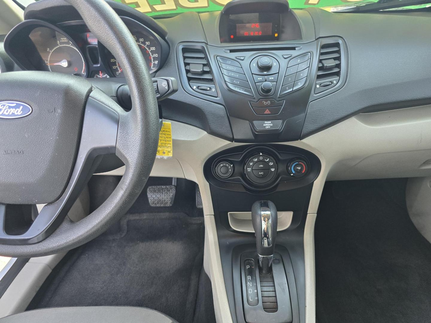 2012 WHITE Ford Fiesta S (3FADP4AJ0CM) , AUTO transmission, located at 2660 S.Garland Avenue, Garland, TX, 75041, (469) 298-3118, 32.885551, -96.655602 - Photo#13