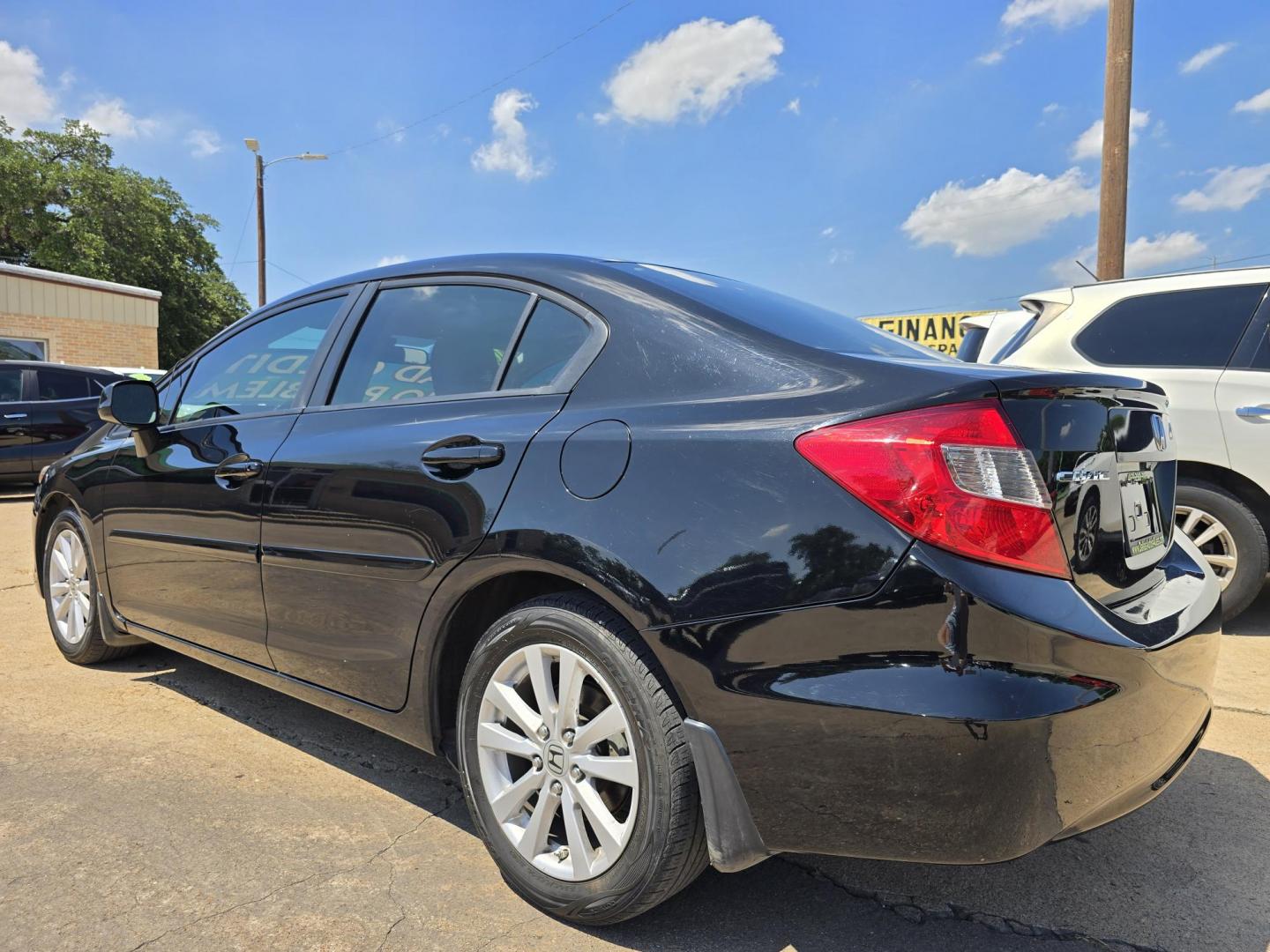 2012 BLACK Honda Civic EX-L (19XFB2F92CE) with an 1.8L L4 SOHC 16V engine, 5-Speed Automatic transmission, located at 2660 S.Garland Avenue, Garland, TX, 75041, (469) 298-3118, 32.885551, -96.655602 - Photo#5