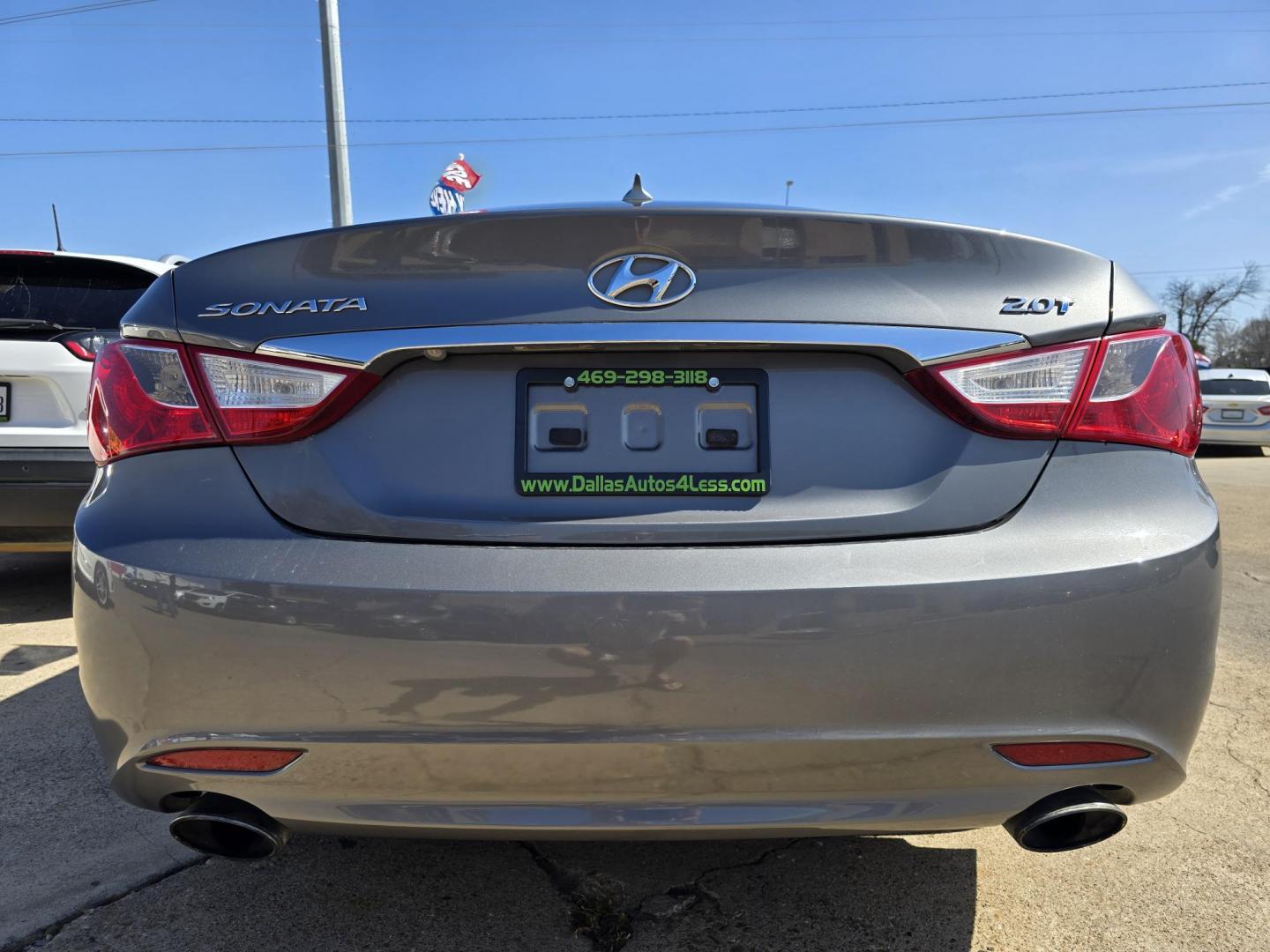 2012 GRAY Hyundai Sonata SE (5NPEC4AB9CH) with an 2.0L L4 DOHC 16V engine, 6-Speed Automatic transmission, located at 2660 S.Garland Avenue, Garland, TX, 75041, (469) 298-3118, 32.885551, -96.655602 - Photo#4