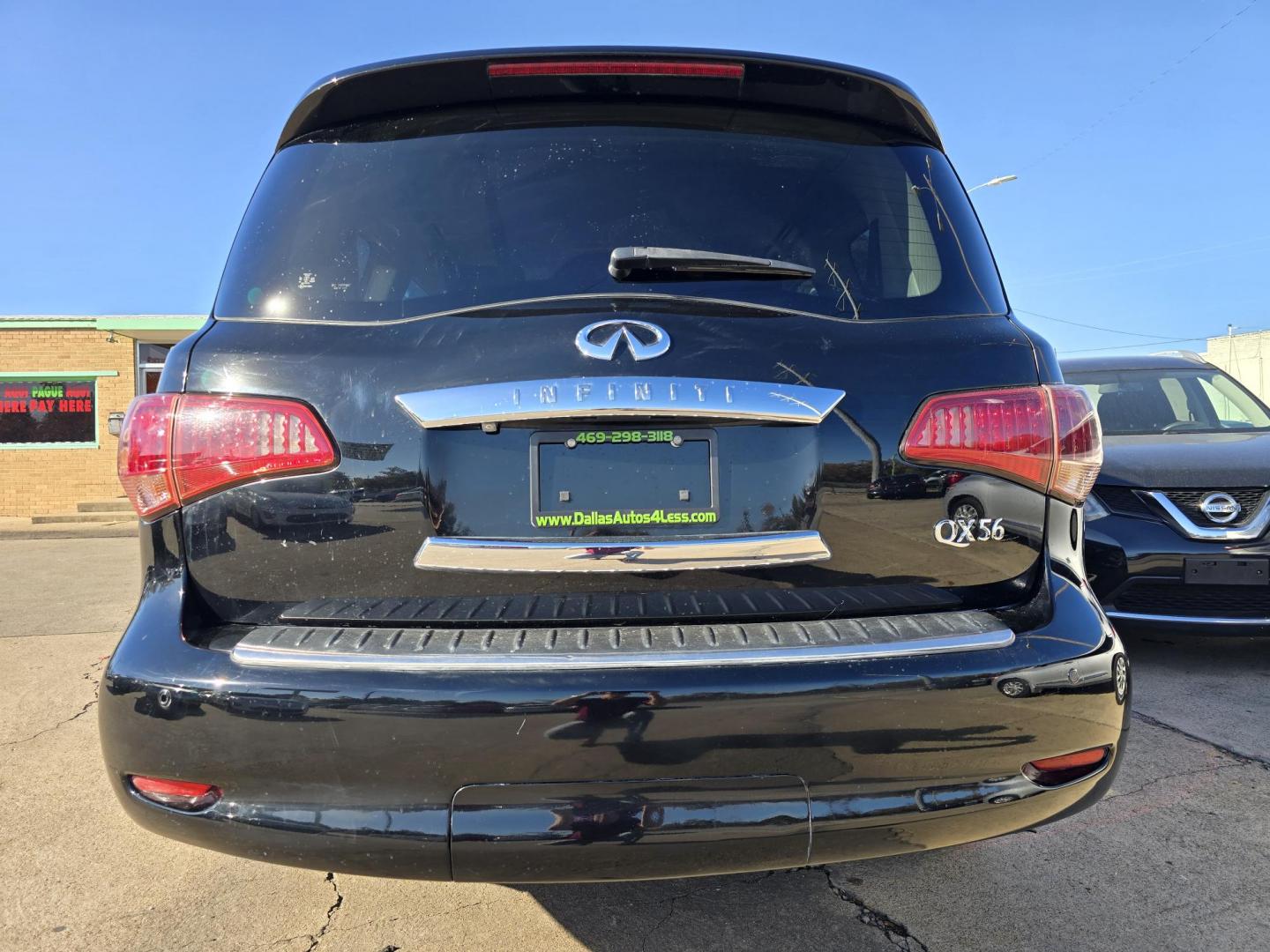 2012 BLACK Infiniti QX56 4WD (JN8AZ2NE7C9) with an 5.6L V8 DOHC 32V engine, 5-Speed Automatic transmission, located at 2660 S.Garland Avenue, Garland, TX, 75041, (469) 298-3118, 32.885551, -96.655602 - Photo#4