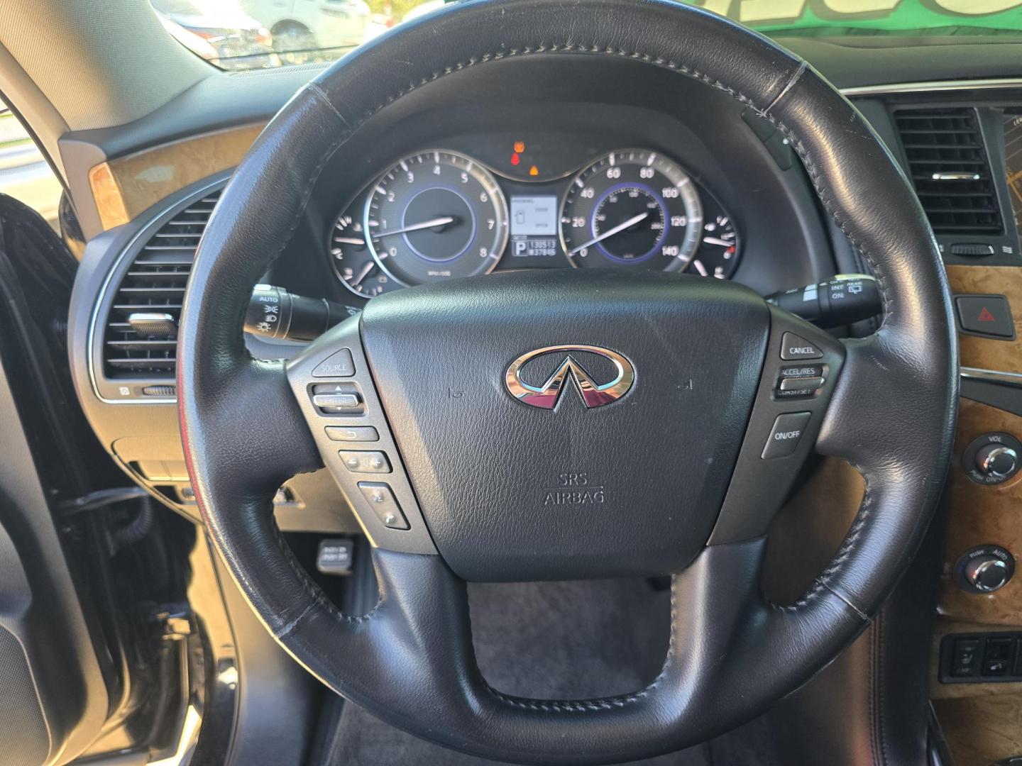 2012 BLACK Infiniti QX56 4WD (JN8AZ2NE7C9) with an 5.6L V8 DOHC 32V engine, 5-Speed Automatic transmission, located at 2660 S.Garland Avenue, Garland, TX, 75041, (469) 298-3118, 32.885551, -96.655602 - Photo#12