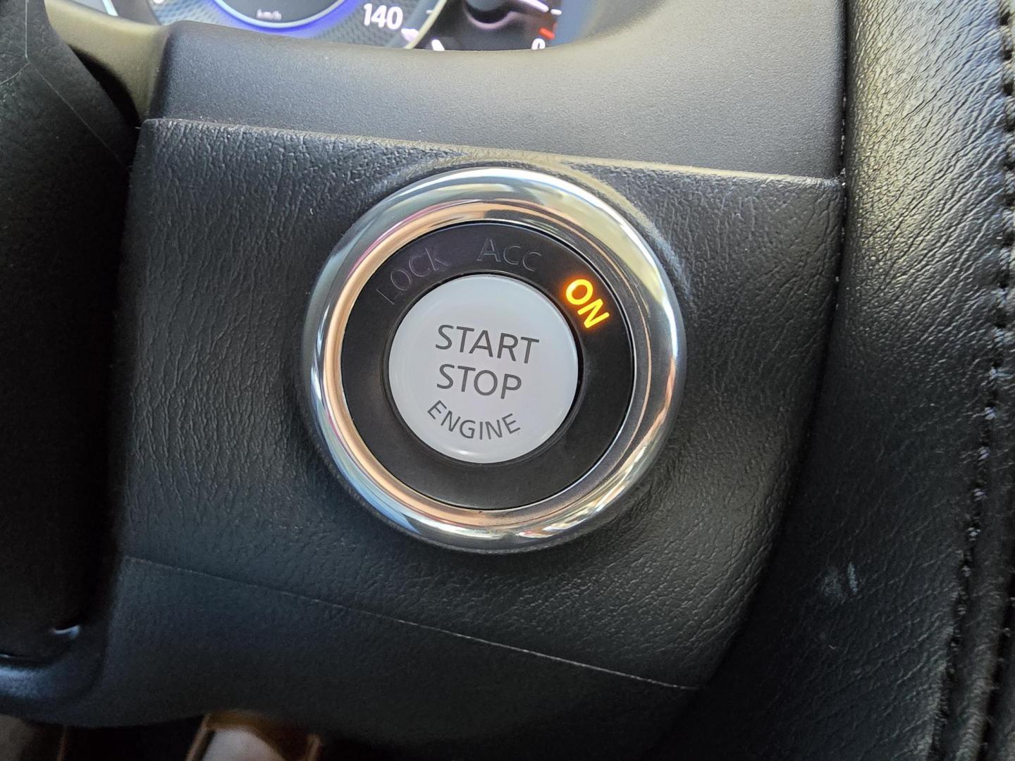 2012 BLACK Infiniti QX56 4WD (JN8AZ2NE7C9) with an 5.6L V8 DOHC 32V engine, 5-Speed Automatic transmission, located at 2660 S.Garland Avenue, Garland, TX, 75041, (469) 298-3118, 32.885551, -96.655602 - Photo#13