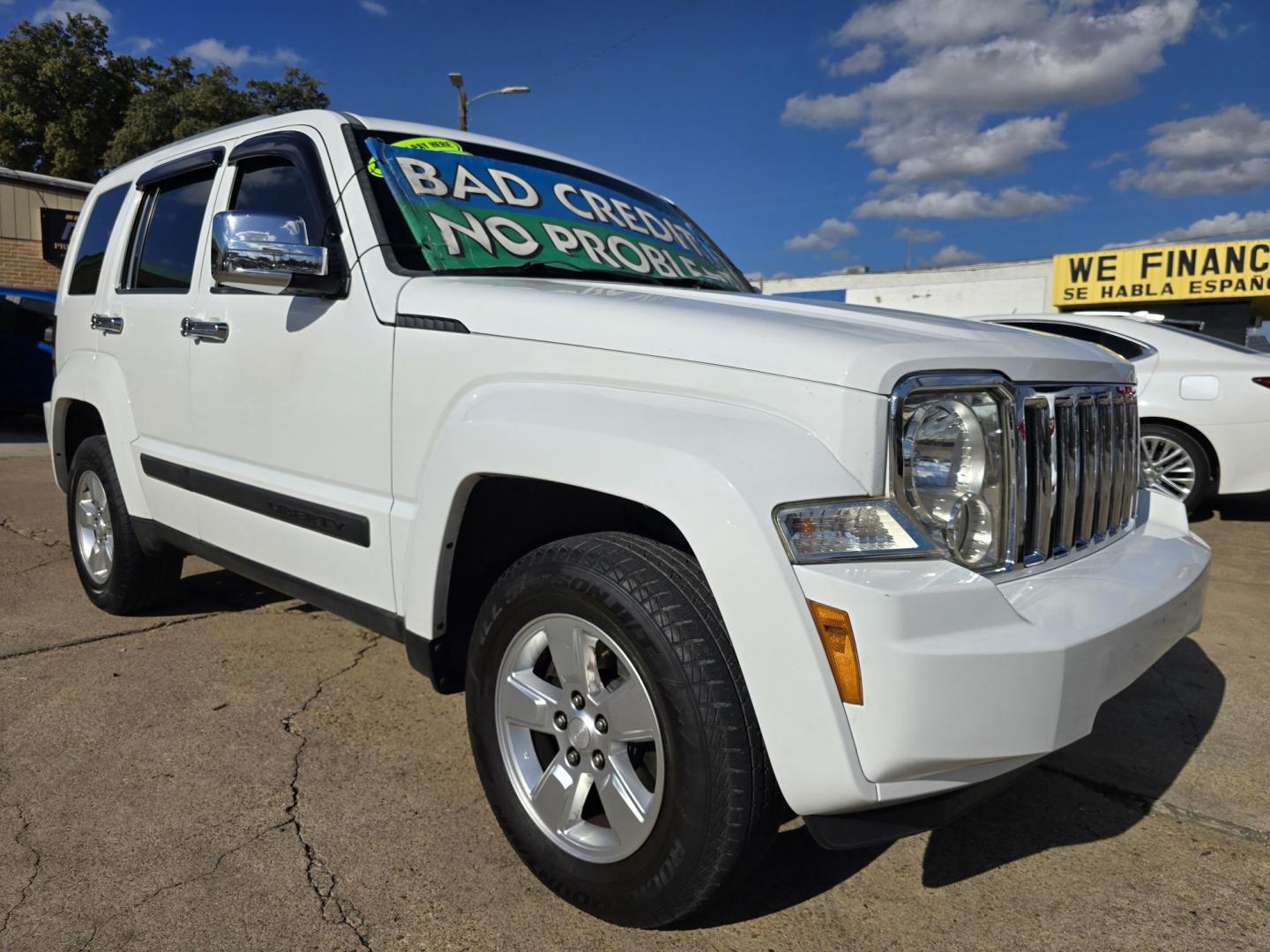 2012 WHITE Jeep Liberty Sport (1C4PJLAK8CW) with an 3.7L V6 SOHC 12V engine, 4-Speed Automatic transmission, located at 2660 S.Garland Avenue, Garland, TX, 75041, (469) 298-3118, 32.885551, -96.655602 - Photo#1