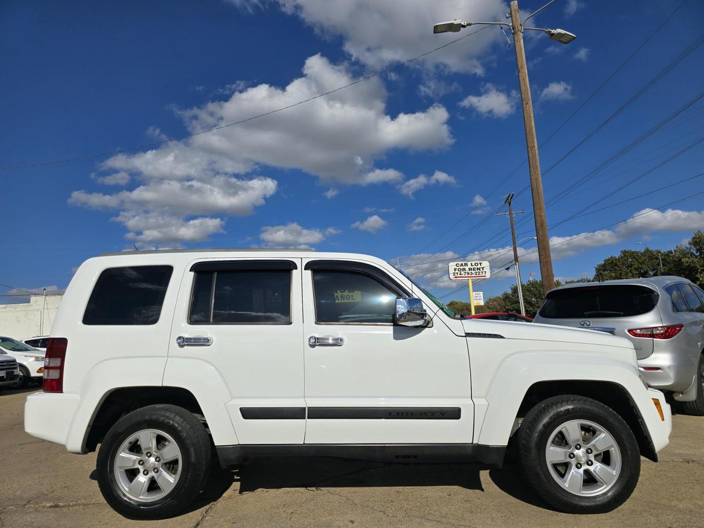 2012 WHITE Jeep Liberty Sport (1C4PJLAK8CW) with an 3.7L V6 SOHC 12V engine, 4-Speed Automatic transmission, located at 2660 S.Garland Avenue, Garland, TX, 75041, (469) 298-3118, 32.885551, -96.655602 - Photo#2