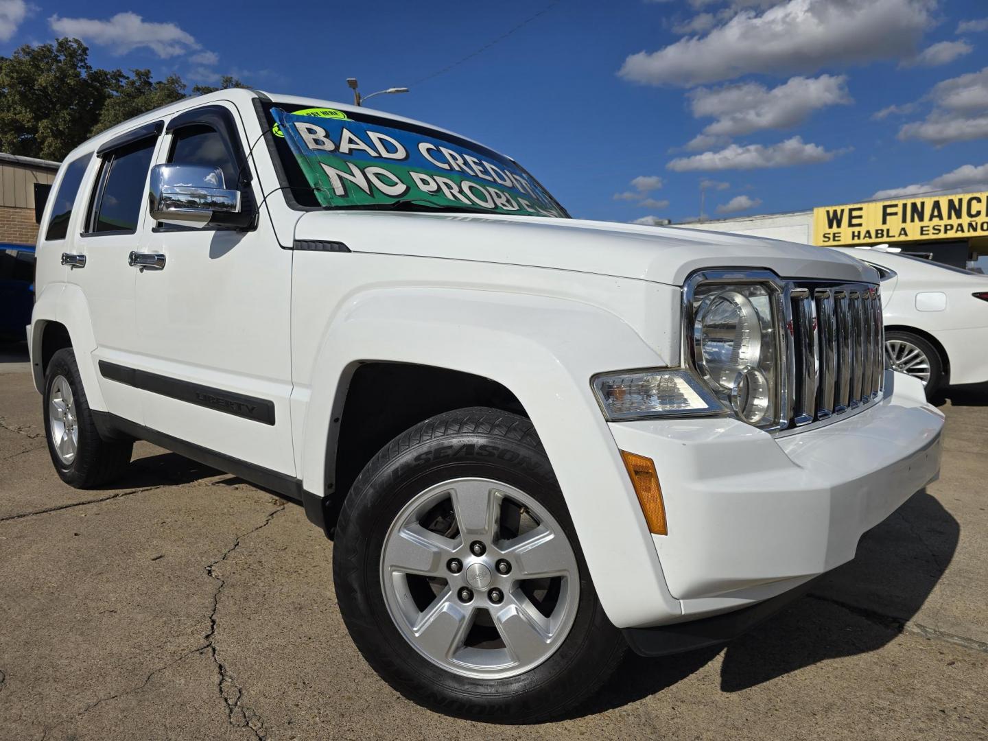 2012 WHITE Jeep Liberty Sport (1C4PJLAK8CW) with an 3.7L V6 SOHC 12V engine, 4-Speed Automatic transmission, located at 2660 S.Garland Avenue, Garland, TX, 75041, (469) 298-3118, 32.885551, -96.655602 - Photo#0