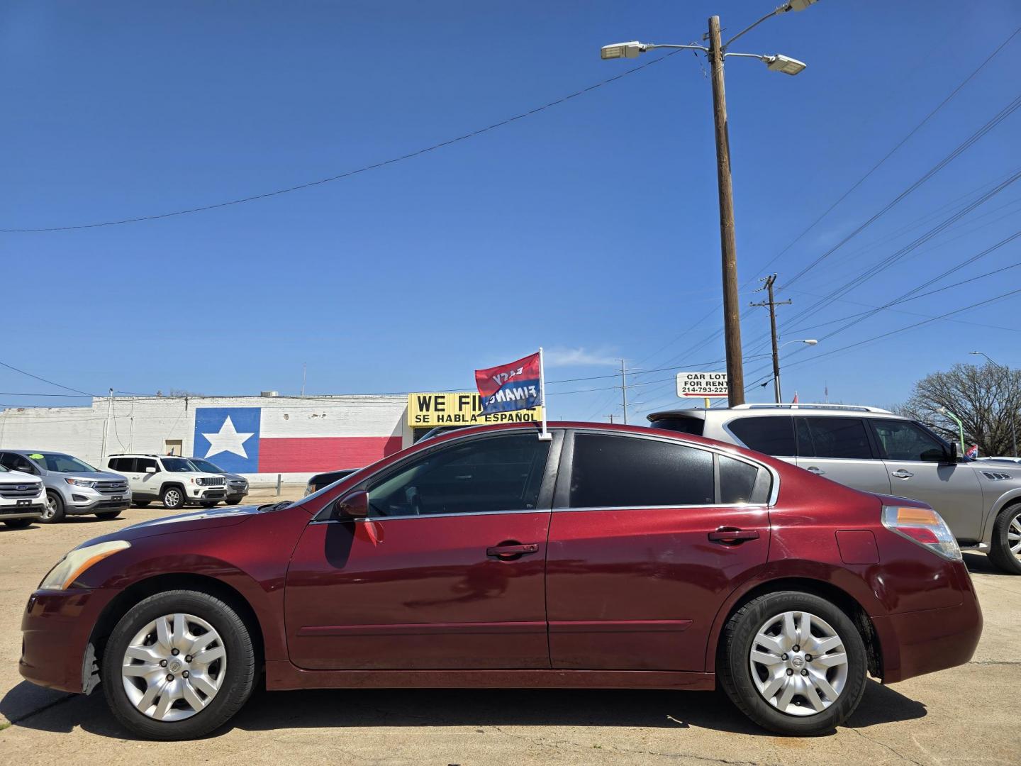 2012 RED Nissan Altima 2.5 S (1N4AL2AP3CN) with an 2.5L L4 DOHC 16V engine, AUTO transmission, located at 2660 S.Garland Avenue, Garland, TX, 75041, (469) 298-3118, 32.885551, -96.655602 - Photo#6