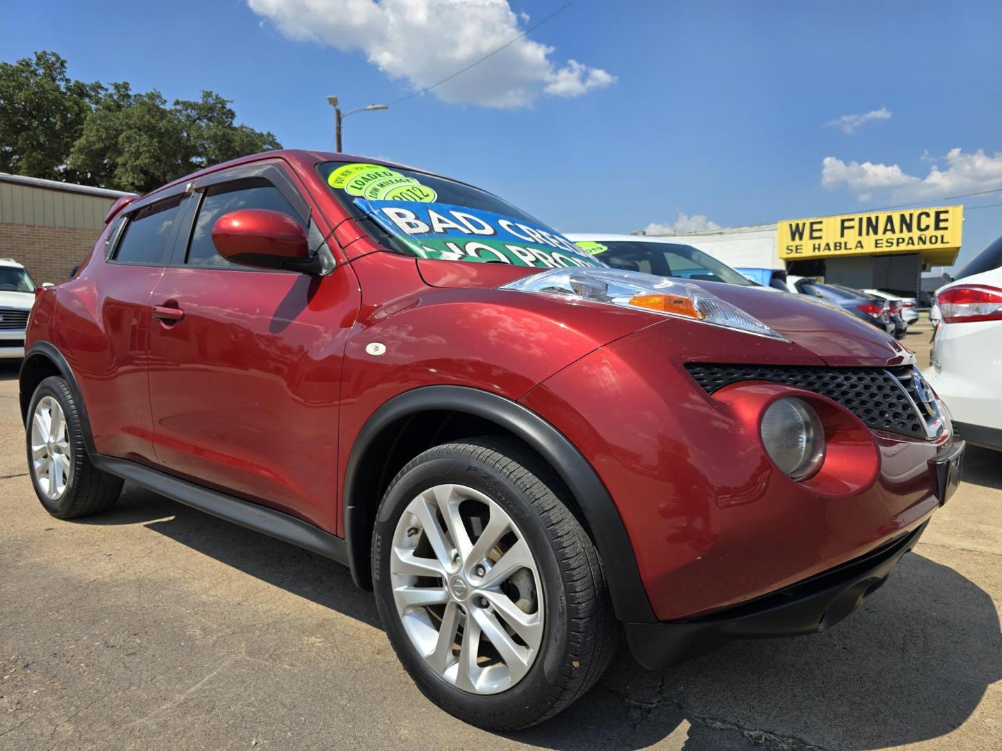 2012 RED /BLACK Nissan Juke SL (JN8AF5MR0CT) with an 1.6L L4 DOHC 16V engine, Continuously Variable Transmission transmission, located at 2660 S.Garland Avenue, Garland, TX, 75041, (469) 298-3118, 32.885551, -96.655602 - Photo#1