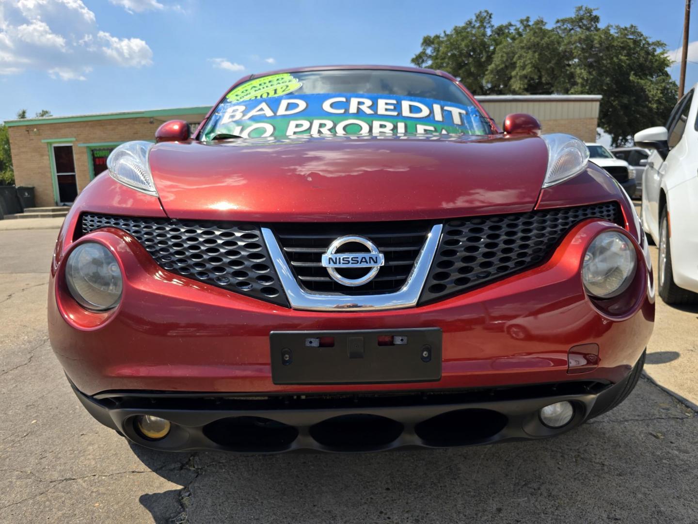2012 RED /BLACK Nissan Juke SL (JN8AF5MR0CT) with an 1.6L L4 DOHC 16V engine, Continuously Variable Transmission transmission, located at 2660 S.Garland Avenue, Garland, TX, 75041, (469) 298-3118, 32.885551, -96.655602 - Photo#9