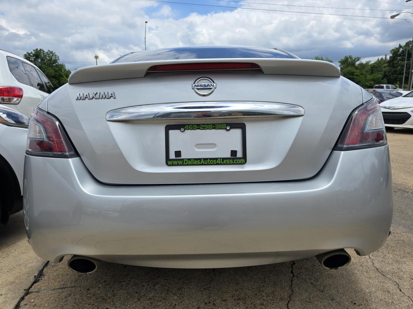 2012 SILVER Nissan Maxima SV (1N4AA5AP5CC) with an 3.5L V6 DOHC 24V engine, Continuously Variable Transmission transmission, located at 2660 S.Garland Avenue, Garland, TX, 75041, (469) 298-3118, 32.885551, -96.655602 - Photo#4