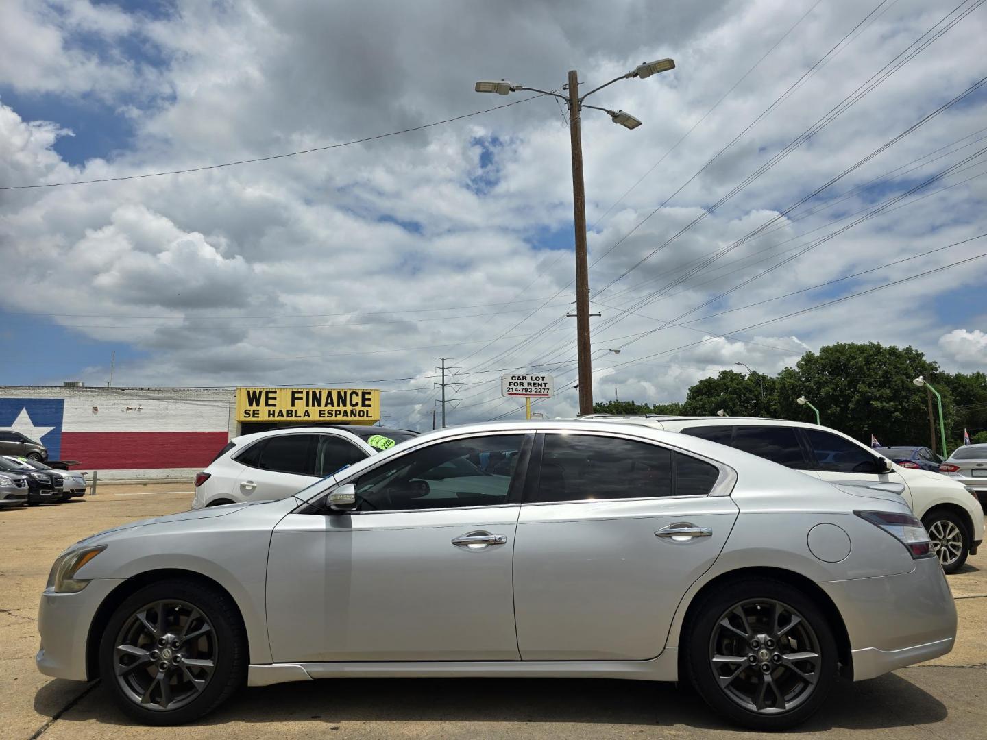 2012 SILVER Nissan Maxima SV (1N4AA5AP5CC) with an 3.5L V6 DOHC 24V engine, Continuously Variable Transmission transmission, located at 2660 S.Garland Avenue, Garland, TX, 75041, (469) 298-3118, 32.885551, -96.655602 - Photo#6