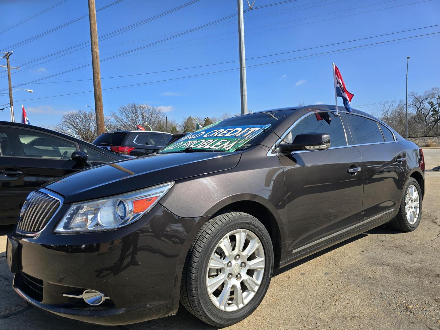 2013 BLACK Buick LaCrosse Leather Package (1G4GC5ER1DF) with an 2.4L L4 DOHC 16V engine, 6-Speed Automatic transmission, located at 2660 S.Garland Avenue, Garland, TX, 75041, (469) 298-3118, 32.885551, -96.655602 - Photo#7