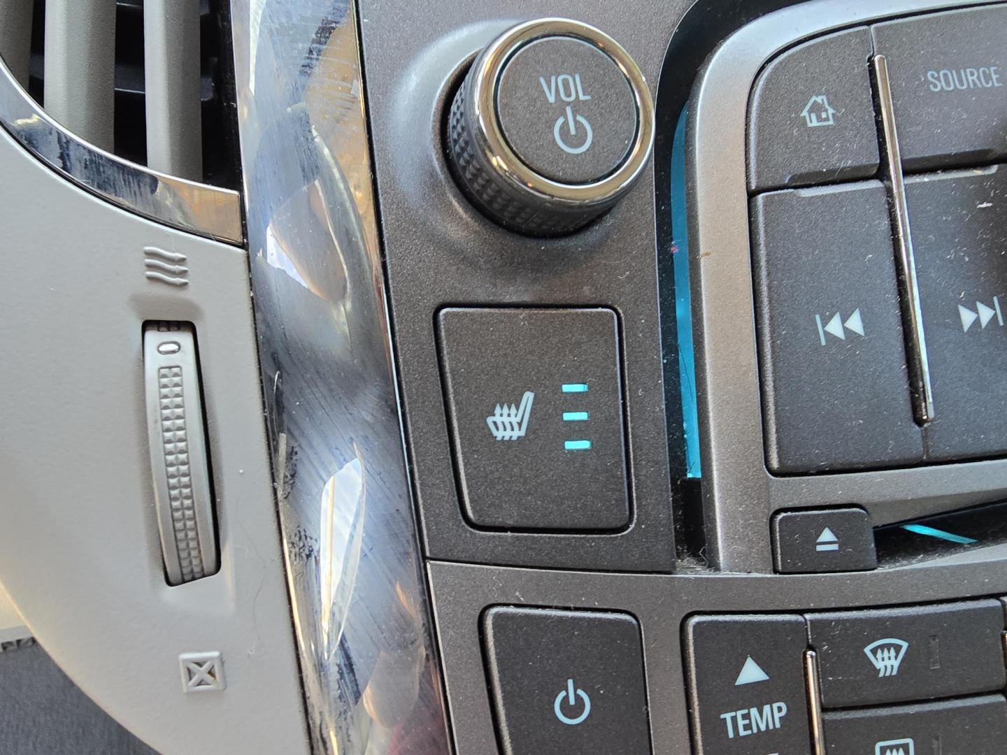 2013 BLACK Buick LaCrosse Leather Package (1G4GC5ER1DF) with an 2.4L L4 DOHC 16V engine, 6-Speed Automatic transmission, located at 2660 S.Garland Avenue, Garland, TX, 75041, (469) 298-3118, 32.885551, -96.655602 - Photo#16