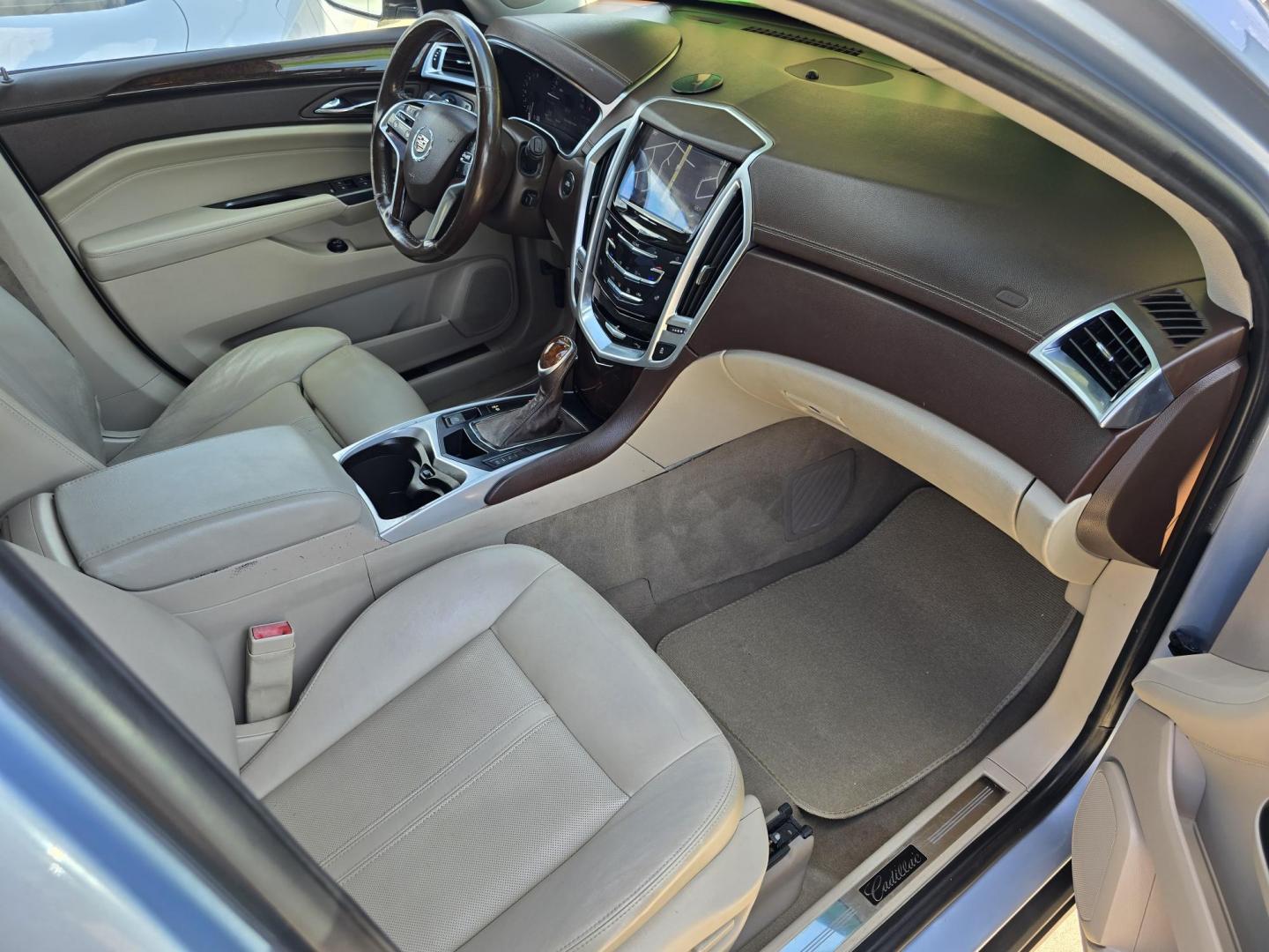 2013 BLUE Cadillac SRX (3GYFNGE38DS) with an 3.6L V6 DOHC 24V FFV engine, 6-Speed Automatic transmission, located at 2660 S.Garland Avenue, Garland, TX, 75041, (469) 298-3118, 32.885551, -96.655602 - Photo#23
