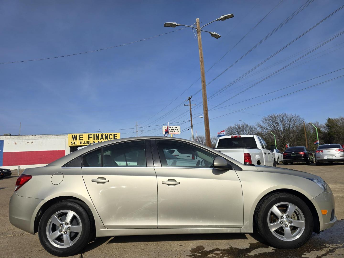 2013 GOLD Chevrolet Cruze 1LT (1G1PC5SB3D7) with an 1.4L L4 DOHC 16V TURBO engine, 6-Speed Automatic transmission, located at 2660 S.Garland Avenue, Garland, TX, 75041, (469) 298-3118, 32.885551, -96.655602 - CASH$$$$$ CAR!!! Call us with any questions at 469-306-4826, or email us DallasAutos4Less@gmail.com. - Photo#2