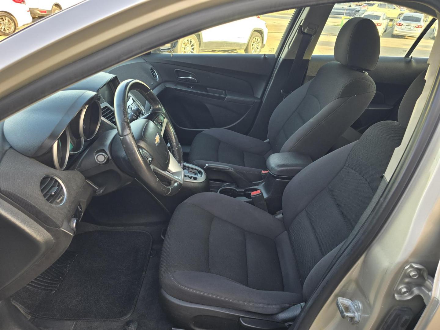 2013 GOLD Chevrolet Cruze 1LT (1G1PC5SB3D7) with an 1.4L L4 DOHC 16V TURBO engine, 6-Speed Automatic transmission, located at 2660 S.Garland Avenue, Garland, TX, 75041, (469) 298-3118, 32.885551, -96.655602 - CASH$$$$$ CAR!!! Call us with any questions at 469-306-4826, or email us DallasAutos4Less@gmail.com. - Photo#11