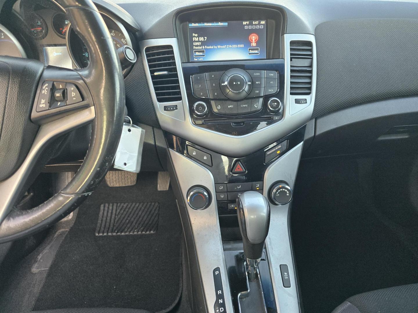 2013 GOLD Chevrolet Cruze 1LT (1G1PC5SB3D7) with an 1.4L L4 DOHC 16V TURBO engine, 6-Speed Automatic transmission, located at 2660 S.Garland Avenue, Garland, TX, 75041, (469) 298-3118, 32.885551, -96.655602 - CASH$$$$$ CAR!!! Call us with any questions at 469-306-4826, or email us DallasAutos4Less@gmail.com. - Photo#13