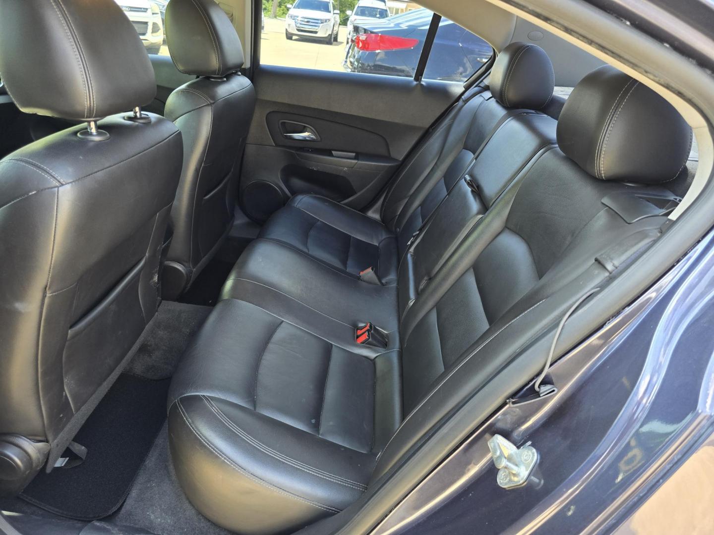 2013 BLUE Chevrolet Cruze 2LT (1G1PE5SB5D7) with an 1.4L L4 DOHC 16V TURBO engine, 6-Speed Automatic transmission, located at 2660 S.Garland Avenue, Garland, TX, 75041, (469) 298-3118, 32.885551, -96.655602 - Photo#16
