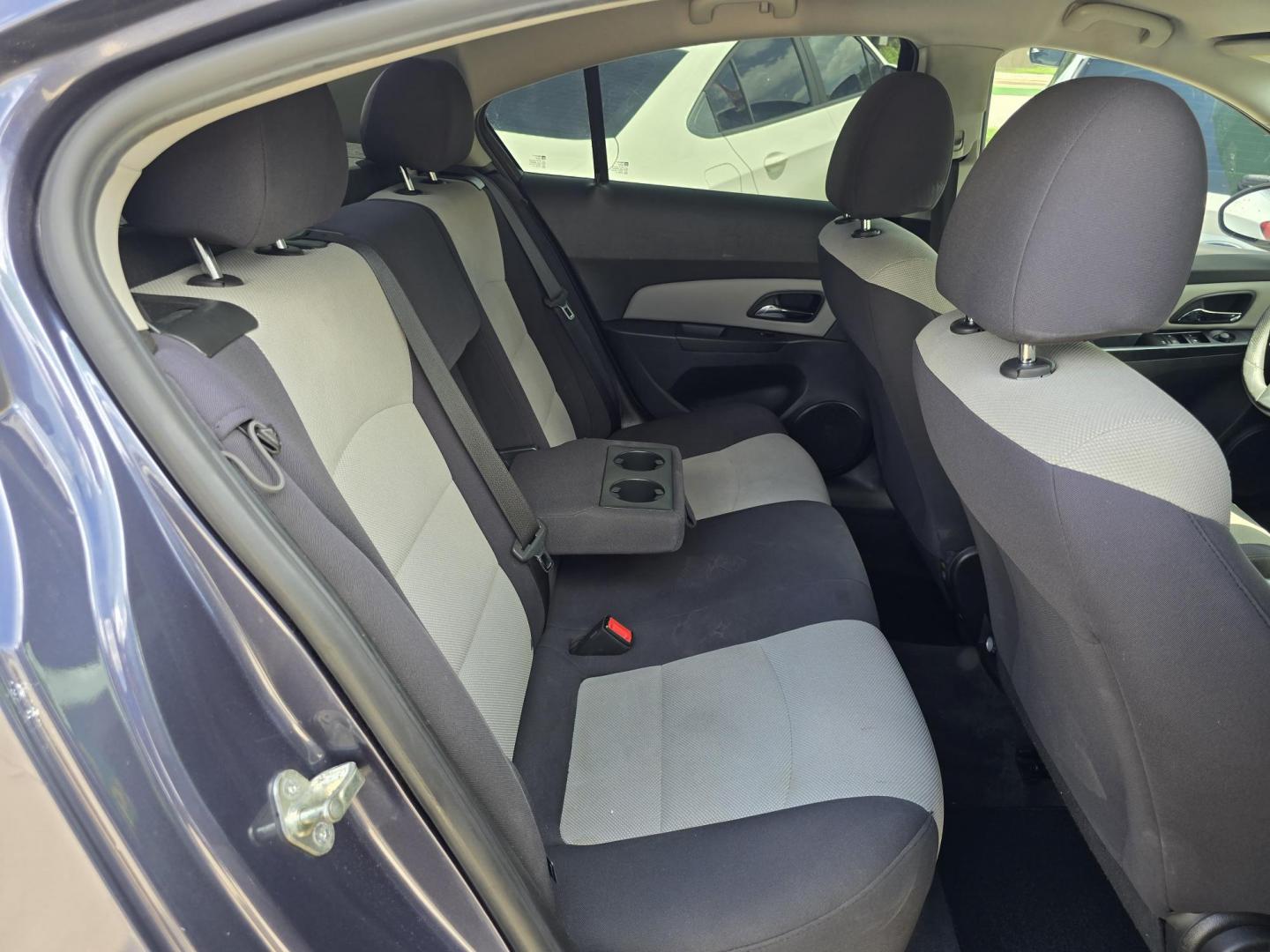 2013 BLUE Chevrolet Cruze LS (1G1PA5SH9D7) with an 1.8L L4 DOHC 16V FFV engine, 6-Speed Automatic transmission, located at 2660 S.Garland Avenue, Garland, TX, 75041, (469) 298-3118, 32.885551, -96.655602 - Photo#15