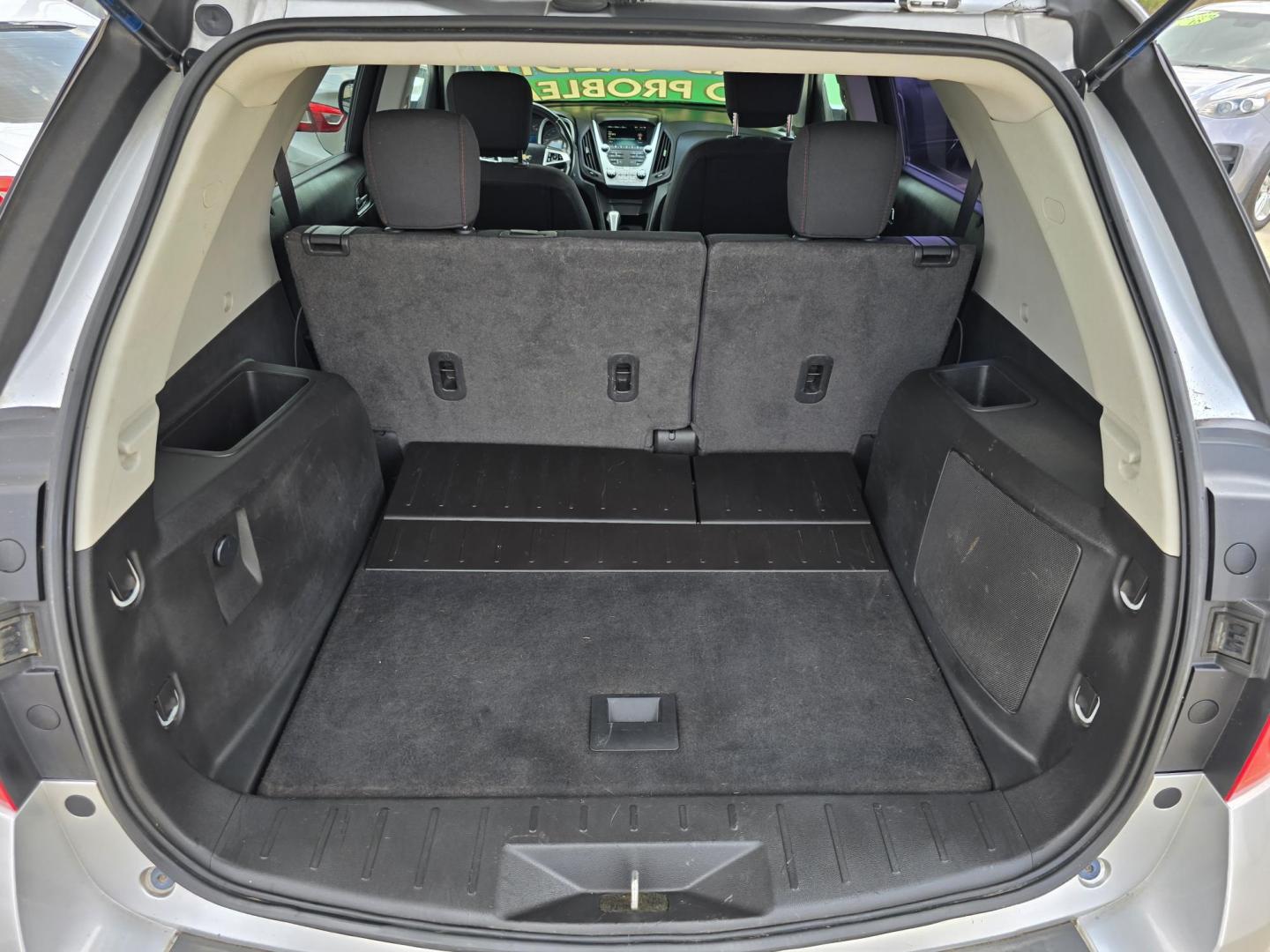 2013 SILVER Chevrolet Equinox 2LT (2GNALPEK2D6) with an 2.4L L4 DOHC 16V engine, 6-Speed Automatic transmission, located at 2660 S.Garland Avenue, Garland, TX, 75041, (469) 298-3118, 32.885551, -96.655602 - Photo#16