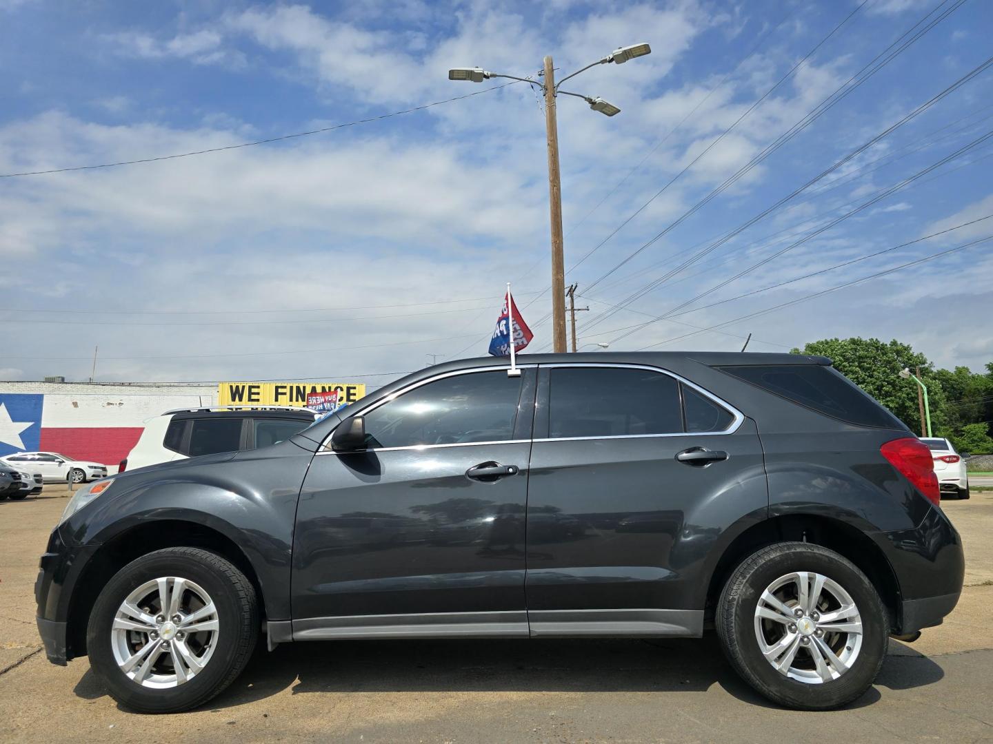 2013 GRAY Chevrolet Equinox LS (2GNALBEK5D6) with an 2.4L L4 DOHC 16V engine, 6-Speed Automatic transmission, located at 2660 S.Garland Avenue, Garland, TX, 75041, (469) 298-3118, 32.885551, -96.655602 - Photo#6