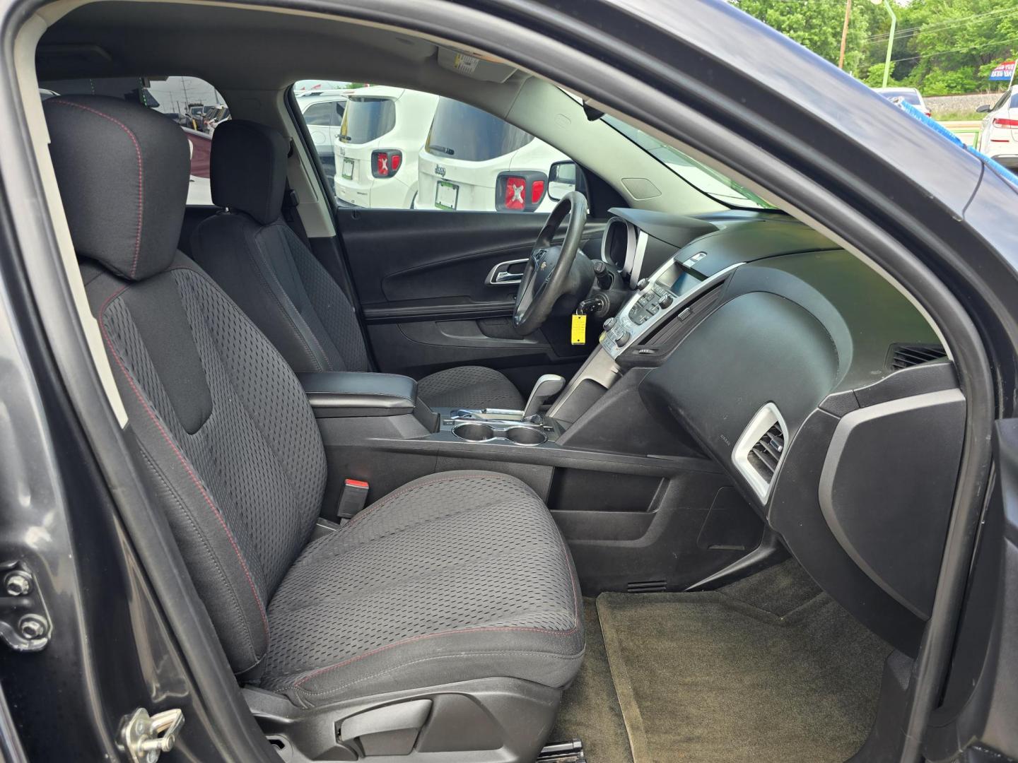 2013 GRAY Chevrolet Equinox LS (2GNALBEK5D6) with an 2.4L L4 DOHC 16V engine, 6-Speed Automatic transmission, located at 2660 S.Garland Avenue, Garland, TX, 75041, (469) 298-3118, 32.885551, -96.655602 - Photo#17