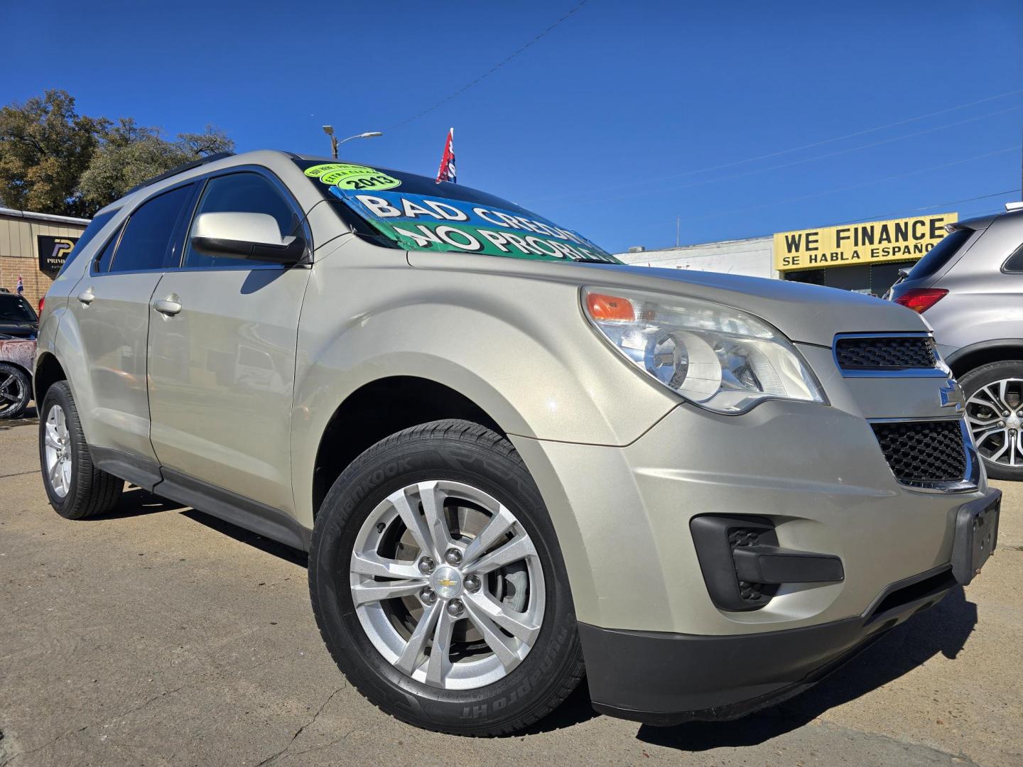 2013 GOLD Chevrolet Equinox LT (2GNALDEKXD1) with an 2.4L L4 DOHC 16V engine, 6-Speed Automatic transmission, located at 2660 S.Garland Avenue, Garland, TX, 75041, (469) 298-3118, 32.885551, -96.655602 - Photo#0