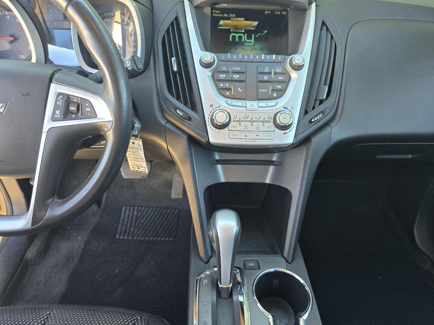 2013 GOLD Chevrolet Equinox LT (2GNALDEKXD1) with an 2.4L L4 DOHC 16V engine, 6-Speed Automatic transmission, located at 2660 S.Garland Avenue, Garland, TX, 75041, (469) 298-3118, 32.885551, -96.655602 - Photo#13