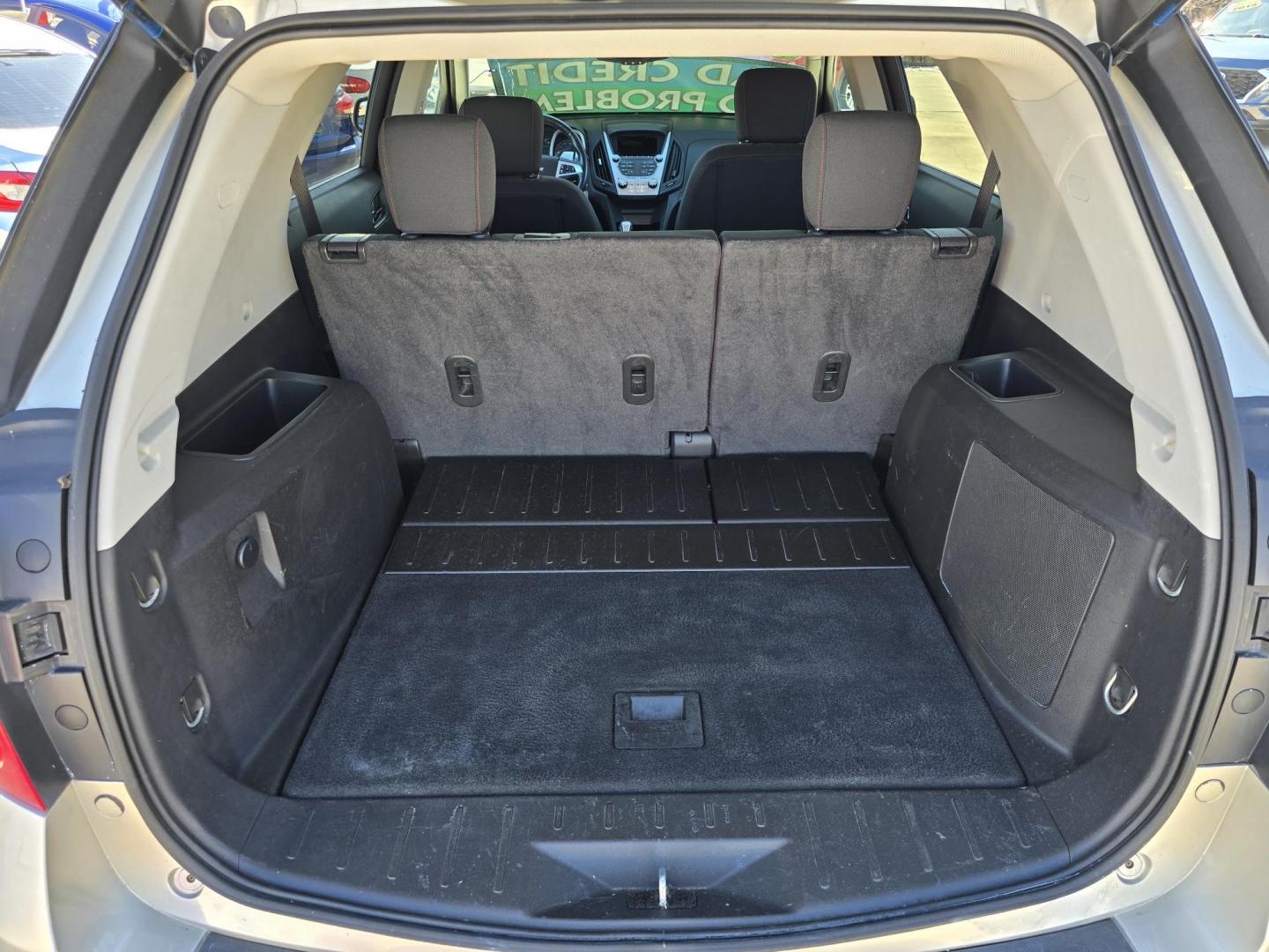 2013 GOLD Chevrolet Equinox LT (2GNALDEKXD1) with an 2.4L L4 DOHC 16V engine, 6-Speed Automatic transmission, located at 2660 S.Garland Avenue, Garland, TX, 75041, (469) 298-3118, 32.885551, -96.655602 - Photo#16