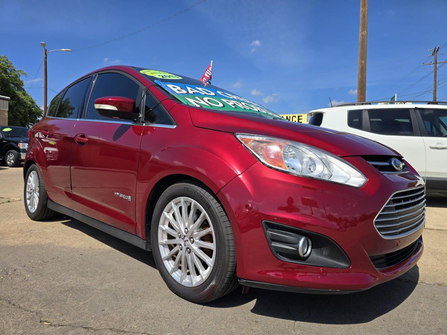 2013 RED Ford C-Max SEL (1FADP5BU1DL) with an 2.0L L4 DOHC 16V HYBRID engine, Continuously Variable Transmission transmission, located at 2660 S.Garland Avenue, Garland, TX, 75041, (469) 298-3118, 32.885551, -96.655602 - Photo#1