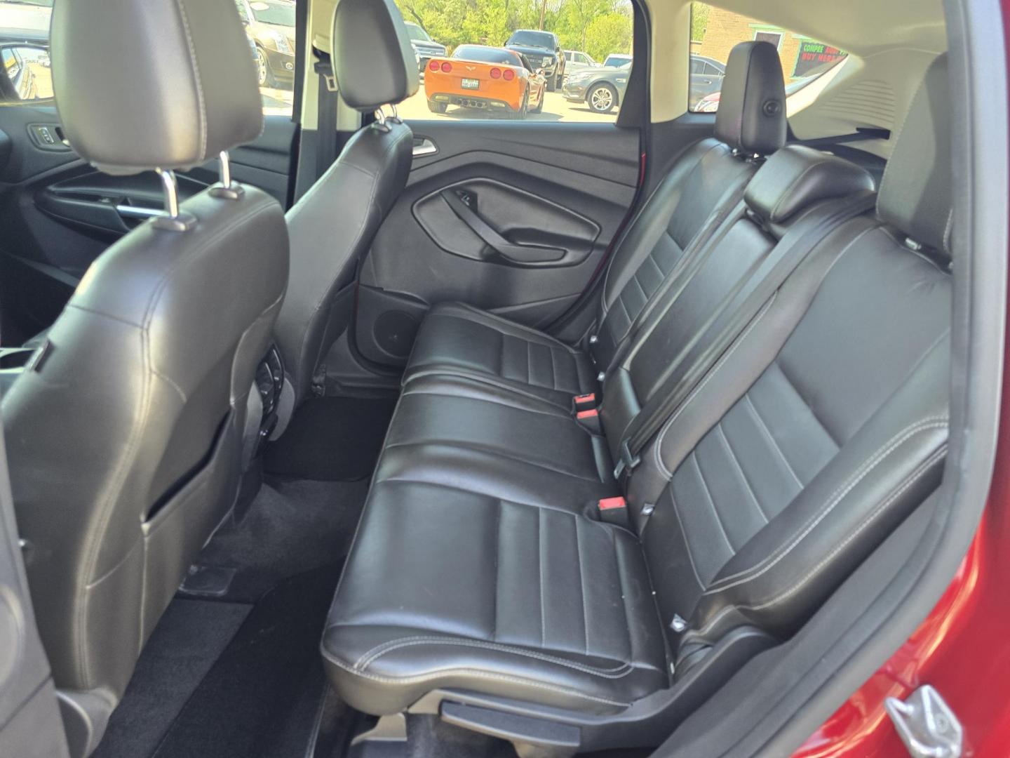 2013 RED Ford C-Max SEL (1FADP5BU1DL) with an 2.0L L4 DOHC 16V HYBRID engine, Continuously Variable Transmission transmission, located at 2660 S.Garland Avenue, Garland, TX, 75041, (469) 298-3118, 32.885551, -96.655602 - Photo#17