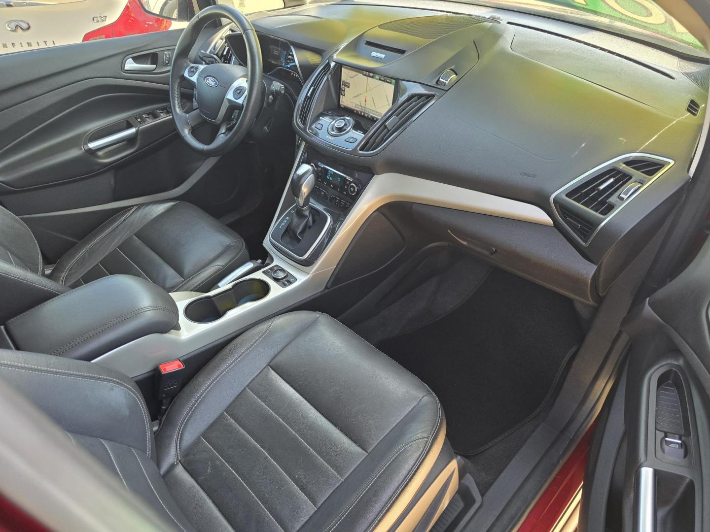 2013 RED Ford C-Max SEL (1FADP5BU1DL) with an 2.0L L4 DOHC 16V HYBRID engine, Continuously Variable Transmission transmission, located at 2660 S.Garland Avenue, Garland, TX, 75041, (469) 298-3118, 32.885551, -96.655602 - Photo#21