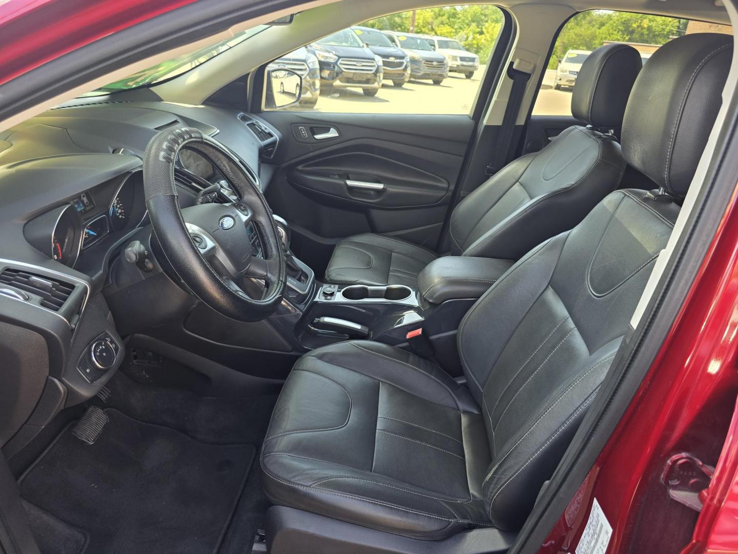 2013 RED Ford Escape Titanium (1FMCU0J93DU) with an 2.0L L4 DOHC 16V engine, 6-Speed Automatic transmission, located at 2660 S.Garland Avenue, Garland, TX, 75041, (469) 298-3118, 32.885551, -96.655602 - Welcome to DallasAutos4Less, one of the Premier BUY HERE PAY HERE Dealers in the North Dallas Area. We specialize in financing to people with NO CREDIT or BAD CREDIT. We need proof of income, proof of residence, and a ID. Come buy your new car from us today!! This is a Super Clean 2013 FORD ESCAP - Photo#11