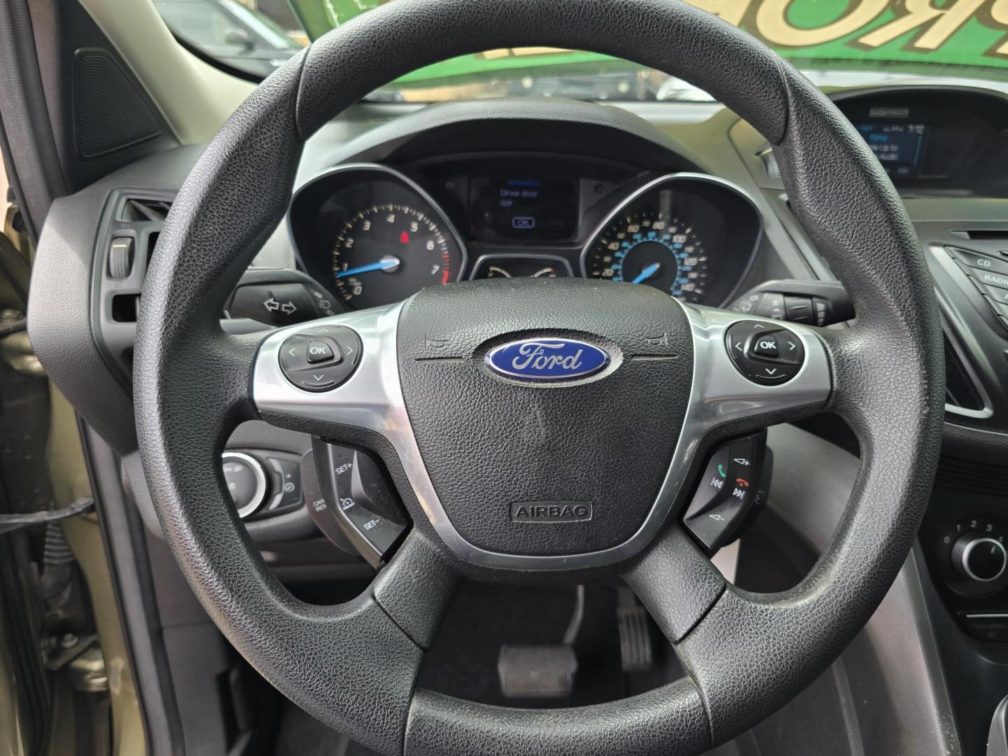 2013 GREEN Ford Escape S (1FMCU0F75DU) with an 2.5L L4 DOHC 16V engine, 6-Speed Automatic transmission, located at 2660 S.Garland Avenue, Garland, TX, 75041, (469) 298-3118, 32.885551, -96.655602 - Photo#12