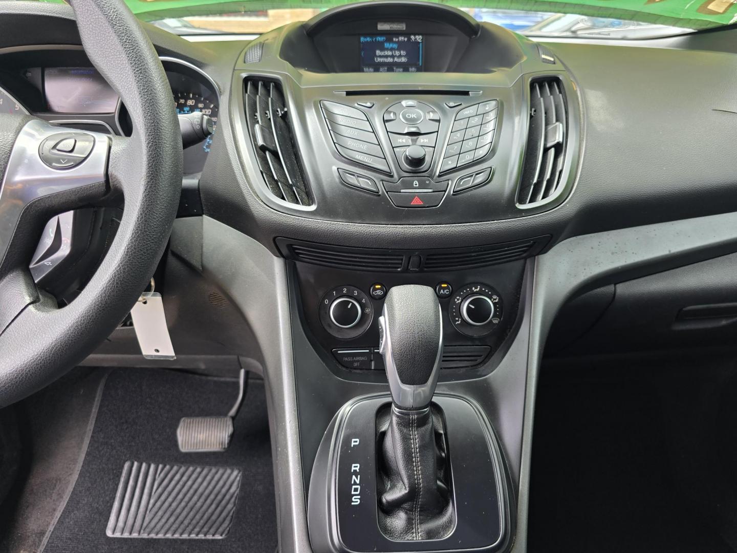 2013 GREEN Ford Escape S (1FMCU0F75DU) with an 2.5L L4 DOHC 16V engine, 6-Speed Automatic transmission, located at 2660 S.Garland Avenue, Garland, TX, 75041, (469) 298-3118, 32.885551, -96.655602 - Photo#13