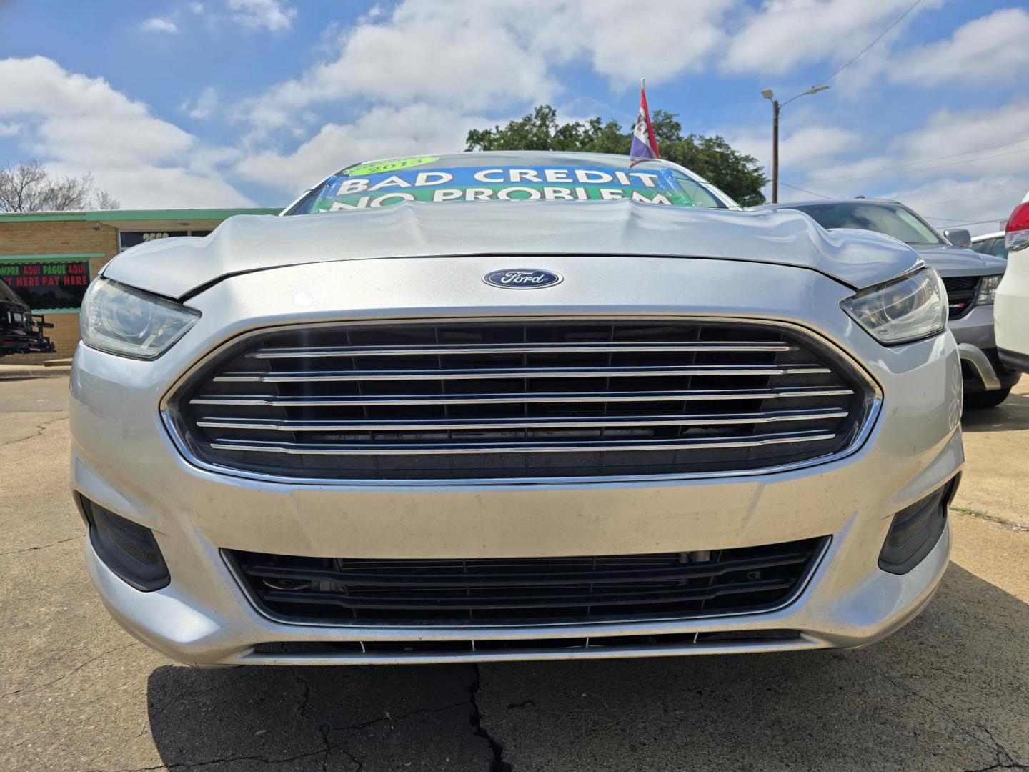 2013 SILVER Ford Fusion SE (3FA6P0H77DR) with an 2.5L L4 DOHC 16V engine, AUTO transmission, located at 2660 S.Garland Avenue, Garland, TX, 75041, (469) 298-3118, 32.885551, -96.655602 - Photo#9