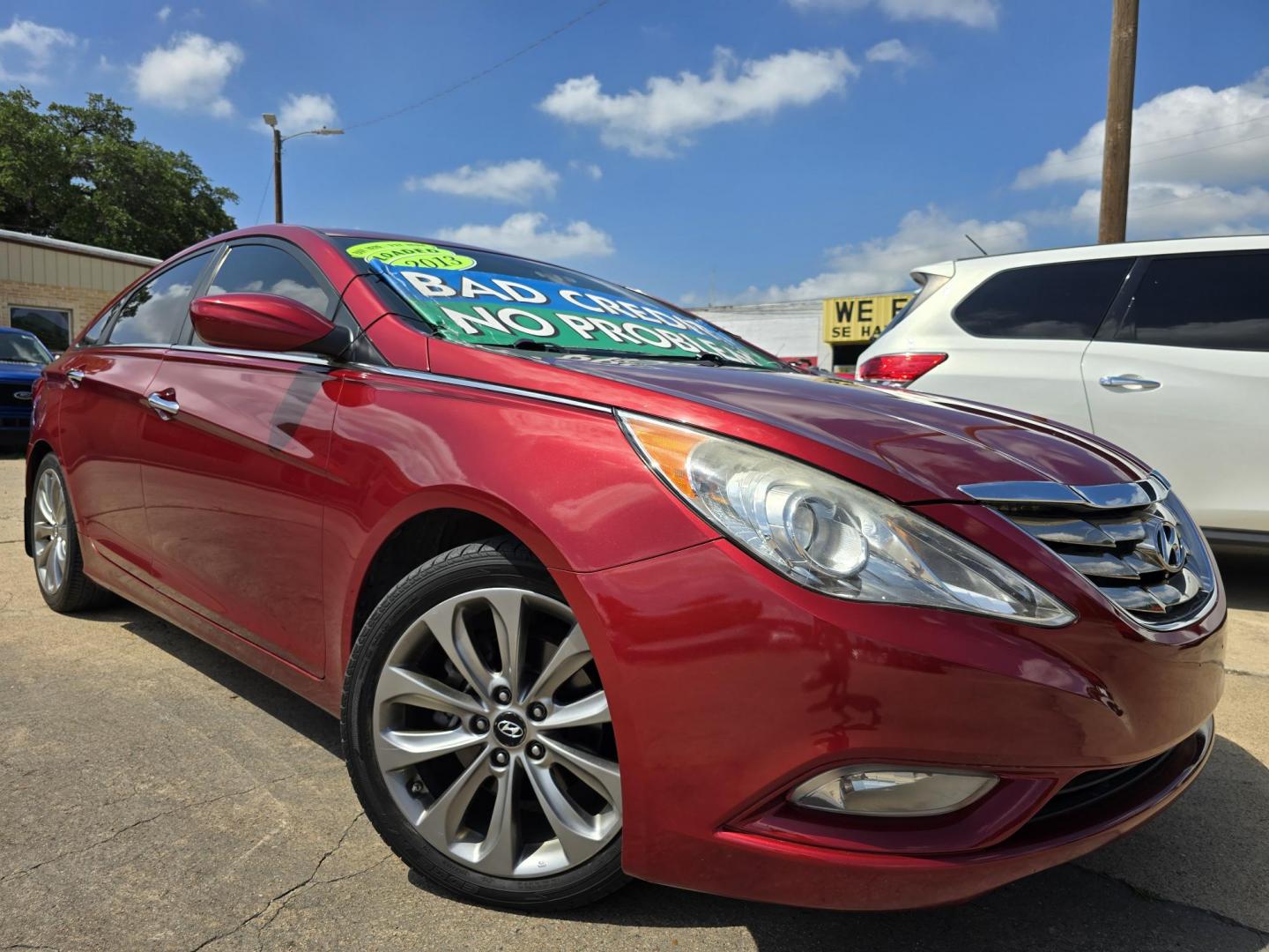 2013 RED Hyundai Sonata Limited (5NPEC4AC6DH) with an 2.4L L4 DOHC 16V engine, 6-Speed Automatic transmission, located at 2660 S.Garland Avenue, Garland, TX, 75041, (469) 298-3118, 32.885551, -96.655602 - Photo#0
