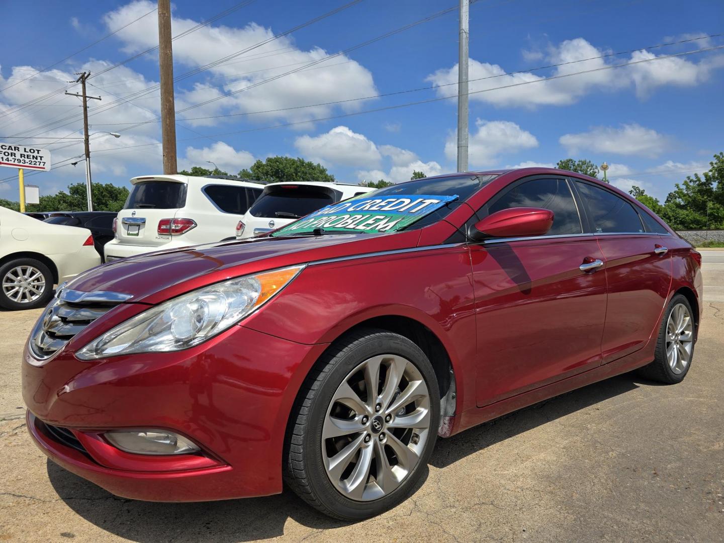 2013 RED Hyundai Sonata Limited (5NPEC4AC6DH) with an 2.4L L4 DOHC 16V engine, 6-Speed Automatic transmission, located at 2660 S.Garland Avenue, Garland, TX, 75041, (469) 298-3118, 32.885551, -96.655602 - Photo#7