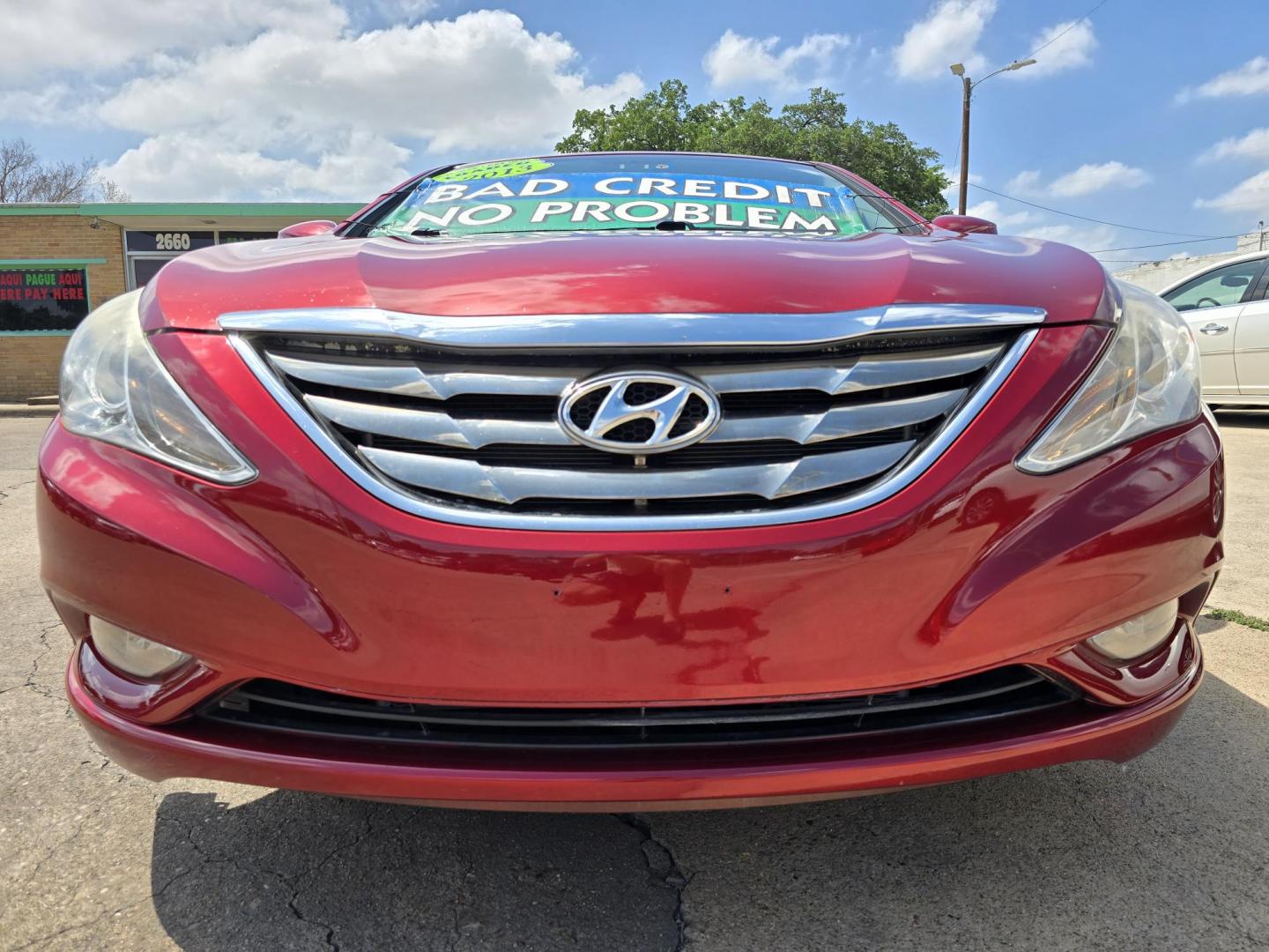 2013 RED Hyundai Sonata Limited (5NPEC4AC6DH) with an 2.4L L4 DOHC 16V engine, 6-Speed Automatic transmission, located at 2660 S.Garland Avenue, Garland, TX, 75041, (469) 298-3118, 32.885551, -96.655602 - Photo#9