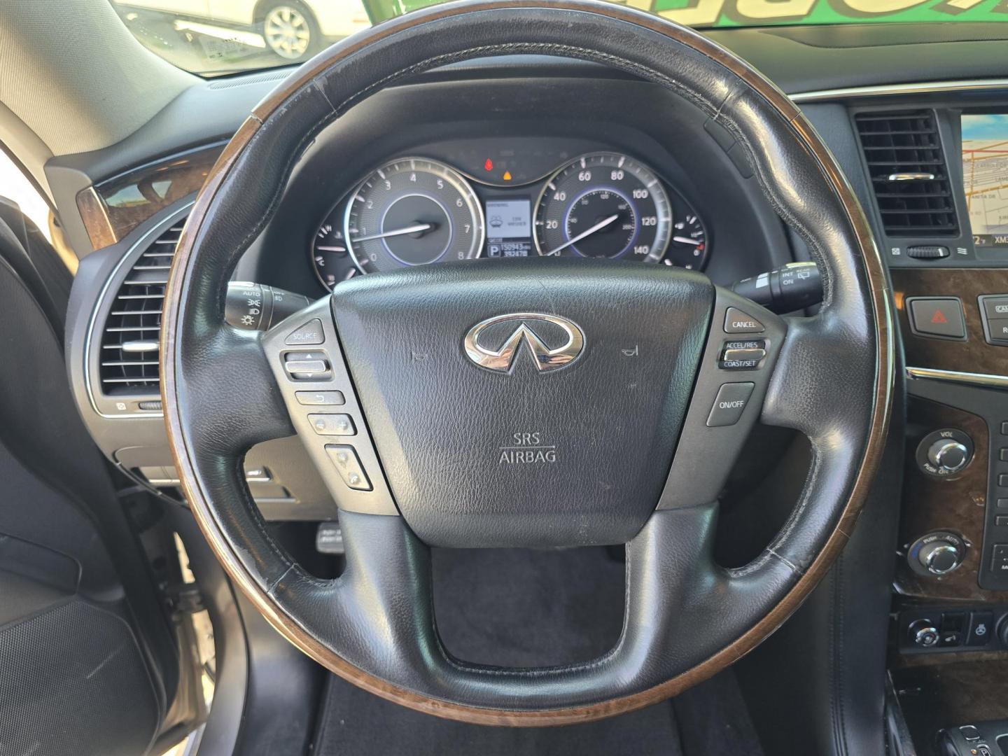 2013 SILVER Infiniti QX56 (JN8AZ2NF2D9) with an 5.6L V8 DOHC 32V engine, 5-Speed Automatic transmission, located at 2660 S.Garland Avenue, Garland, TX, 75041, (469) 298-3118, 32.885551, -96.655602 - Photo#12