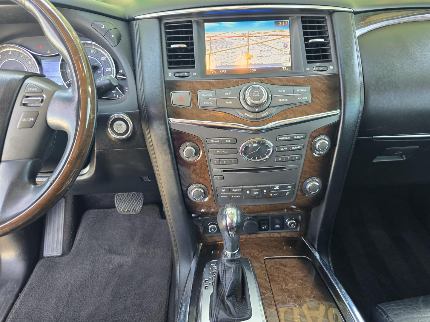 2013 SILVER Infiniti QX56 (JN8AZ2NF2D9) with an 5.6L V8 DOHC 32V engine, 5-Speed Automatic transmission, located at 2660 S.Garland Avenue, Garland, TX, 75041, (469) 298-3118, 32.885551, -96.655602 - Photo#14