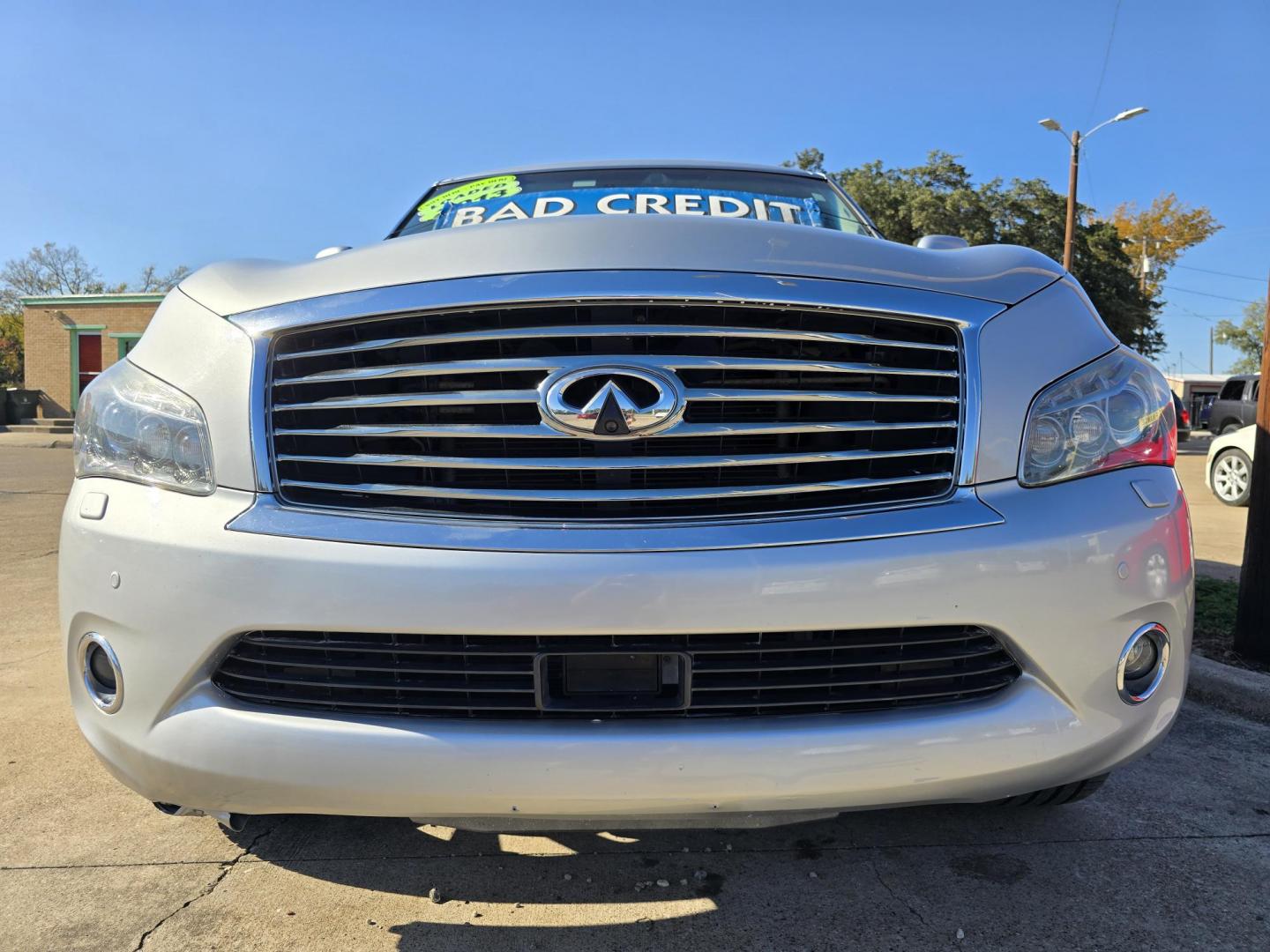 2013 SILVER Infiniti QX56 (JN8AZ2NF9D9) with an 5.6L V8 DOHC 32V engine, 5-Speed Automatic transmission, located at 2660 S.Garland Avenue, Garland, TX, 75041, (469) 298-3118, 32.885551, -96.655602 - Photo#9