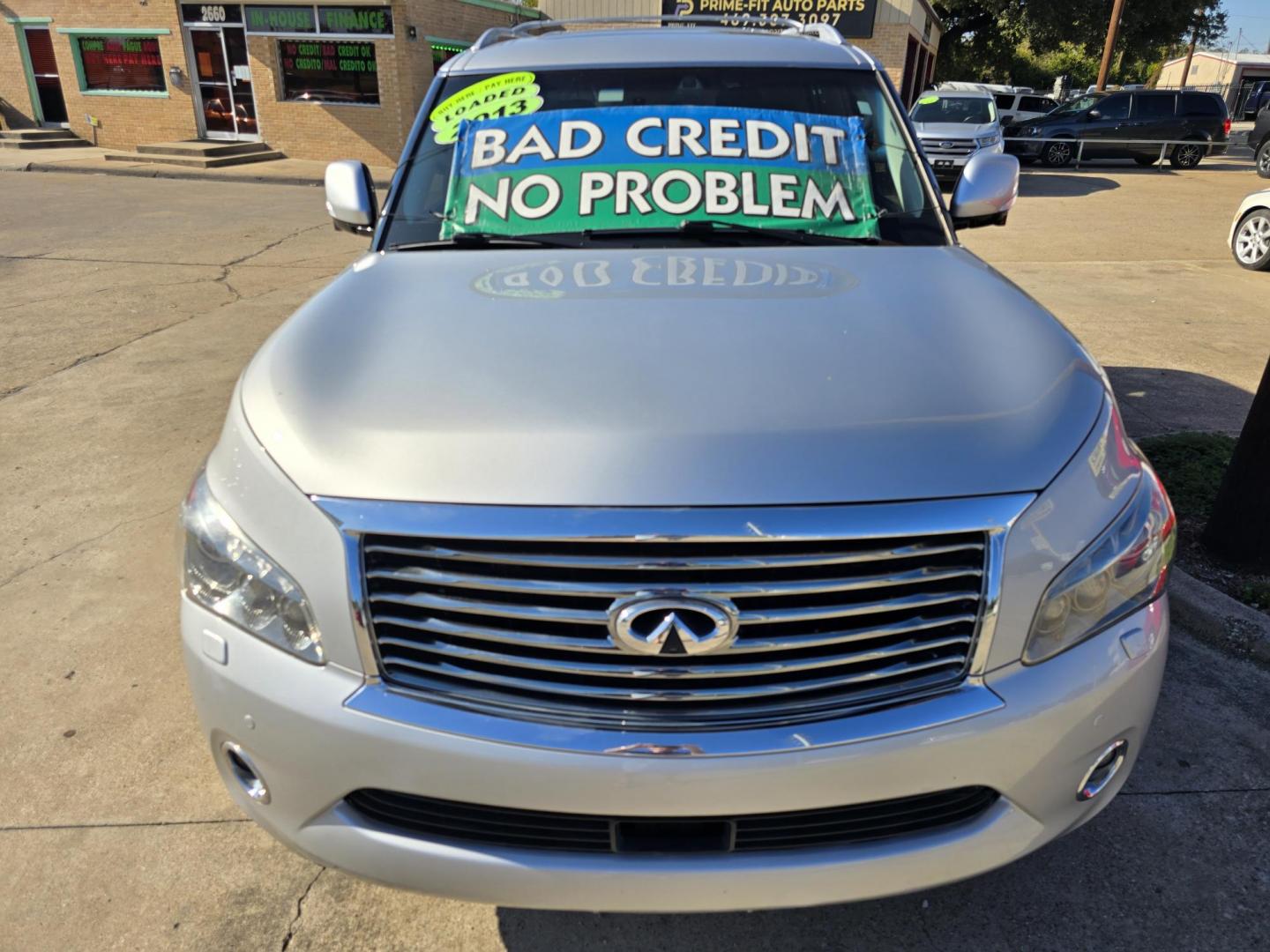 2013 SILVER Infiniti QX56 (JN8AZ2NF9D9) with an 5.6L V8 DOHC 32V engine, 5-Speed Automatic transmission, located at 2660 S.Garland Avenue, Garland, TX, 75041, (469) 298-3118, 32.885551, -96.655602 - Photo#8