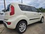 2013 WHITE Kia Soul ! (KNDJT2A62D7) with an 2.0L L4 DOHC 16V engine, AUTO transmission, located at 2660 S.Garland Avenue, Garland, TX, 75041, (469) 298-3118, 32.885551, -96.655602 - Photo#3