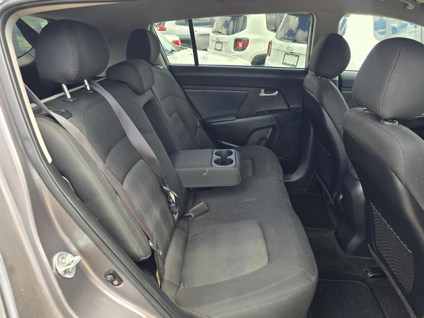 2013 GRAY Kia Sportage LX (KNDPB3A23D7) with an 2.4L V6 DOHC 24V engine, 6-Speed Automatic transmission, located at 2660 S.Garland Avenue, Garland, TX, 75041, (469) 298-3118, 32.885551, -96.655602 - BRAND NEW MOTOR FROM KIA. 3YR/36K MILE WARRANTY WITH KIA. - Photo#17