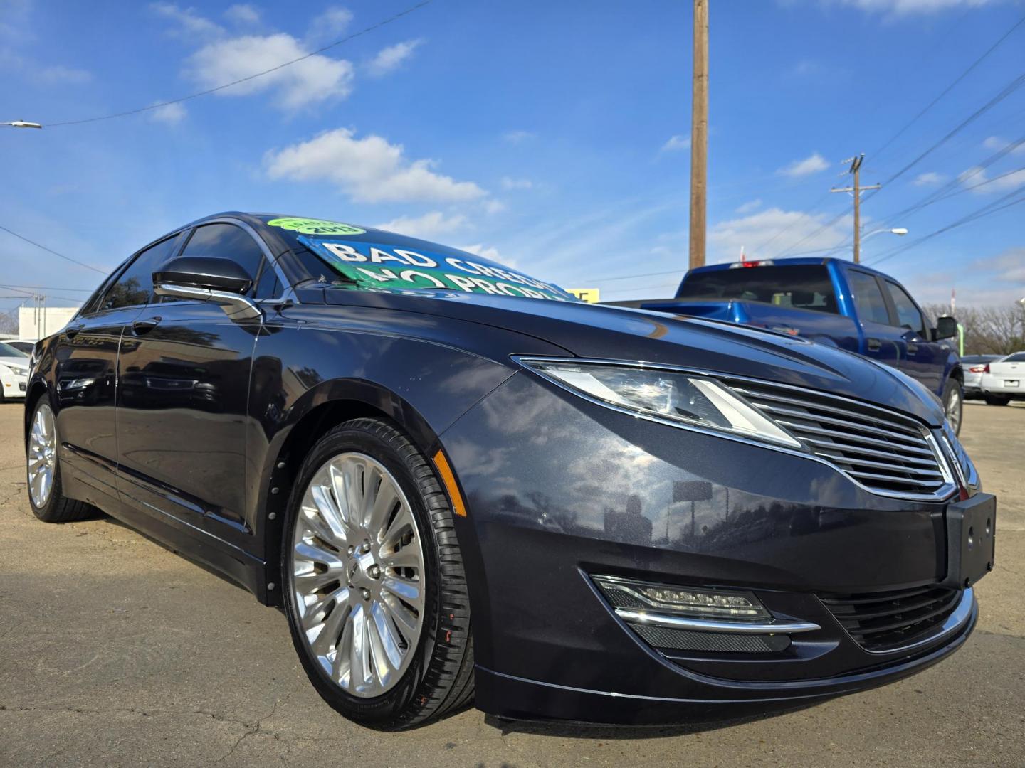 2013 GRAY Lincoln MKZ FWD (3LN6L2G99DR) with an 2.0L L4 DOHC 16V engine, 6-Speed Automatic transmission, located at 2660 S.Garland Avenue, Garland, TX, 75041, (469) 298-3118, 32.885551, -96.655602 - Photo#1