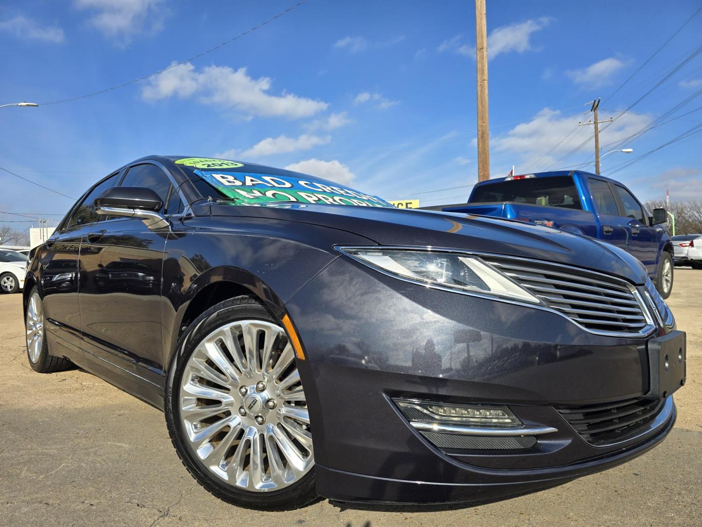 2013 GRAY Lincoln MKZ FWD (3LN6L2G99DR) with an 2.0L L4 DOHC 16V engine, 6-Speed Automatic transmission, located at 2660 S.Garland Avenue, Garland, TX, 75041, (469) 298-3118, 32.885551, -96.655602 - Photo#0