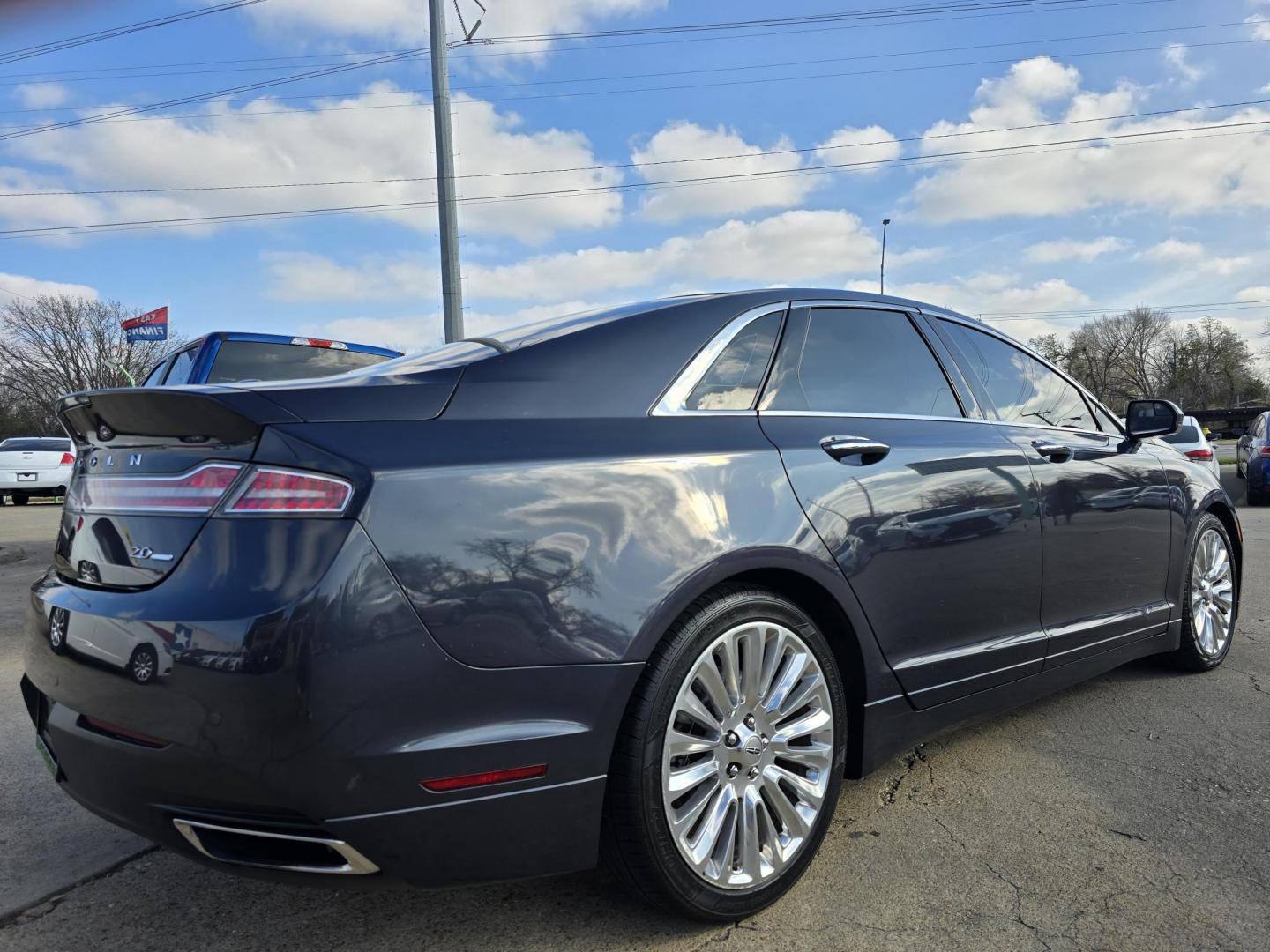 2013 GRAY Lincoln MKZ FWD (3LN6L2G99DR) with an 2.0L L4 DOHC 16V engine, 6-Speed Automatic transmission, located at 2660 S.Garland Avenue, Garland, TX, 75041, (469) 298-3118, 32.885551, -96.655602 - Photo#3