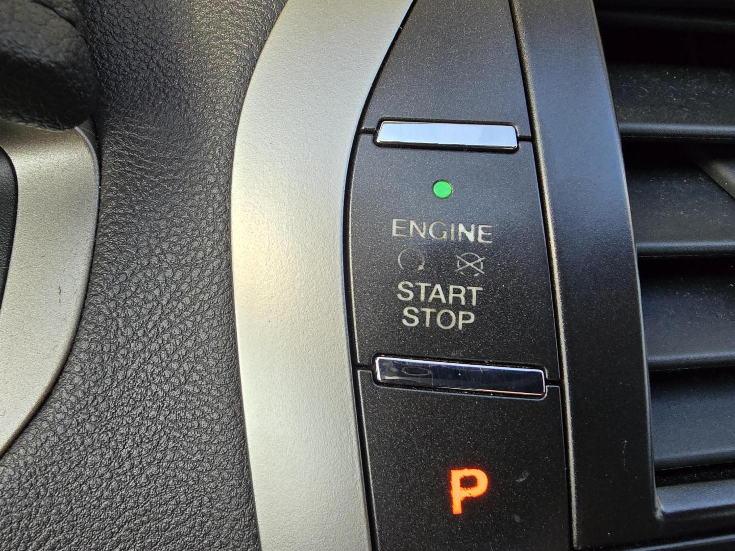 2013 GRAY Lincoln MKZ FWD (3LN6L2G99DR) with an 2.0L L4 DOHC 16V engine, 6-Speed Automatic transmission, located at 2660 S.Garland Avenue, Garland, TX, 75041, (469) 298-3118, 32.885551, -96.655602 - Photo#13